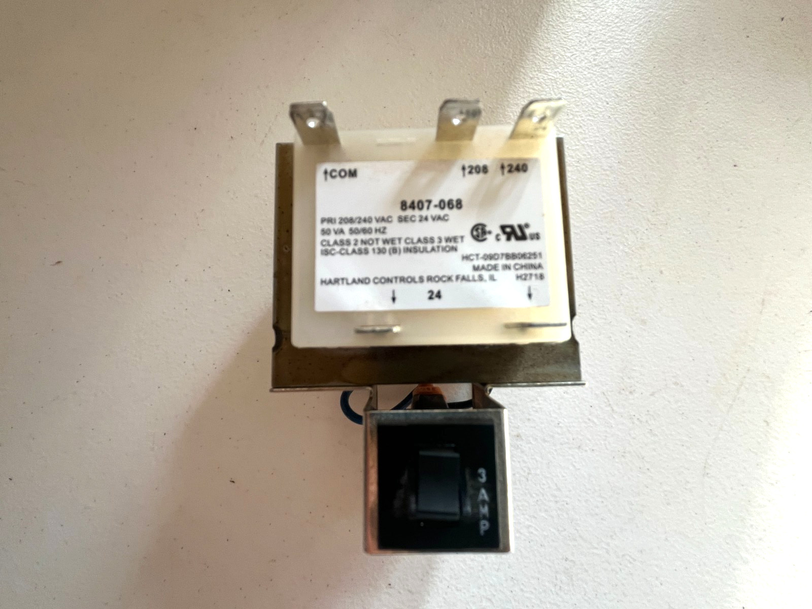 OEM Bard HVAC 8407-068 Transformer 208/240-24 50VA