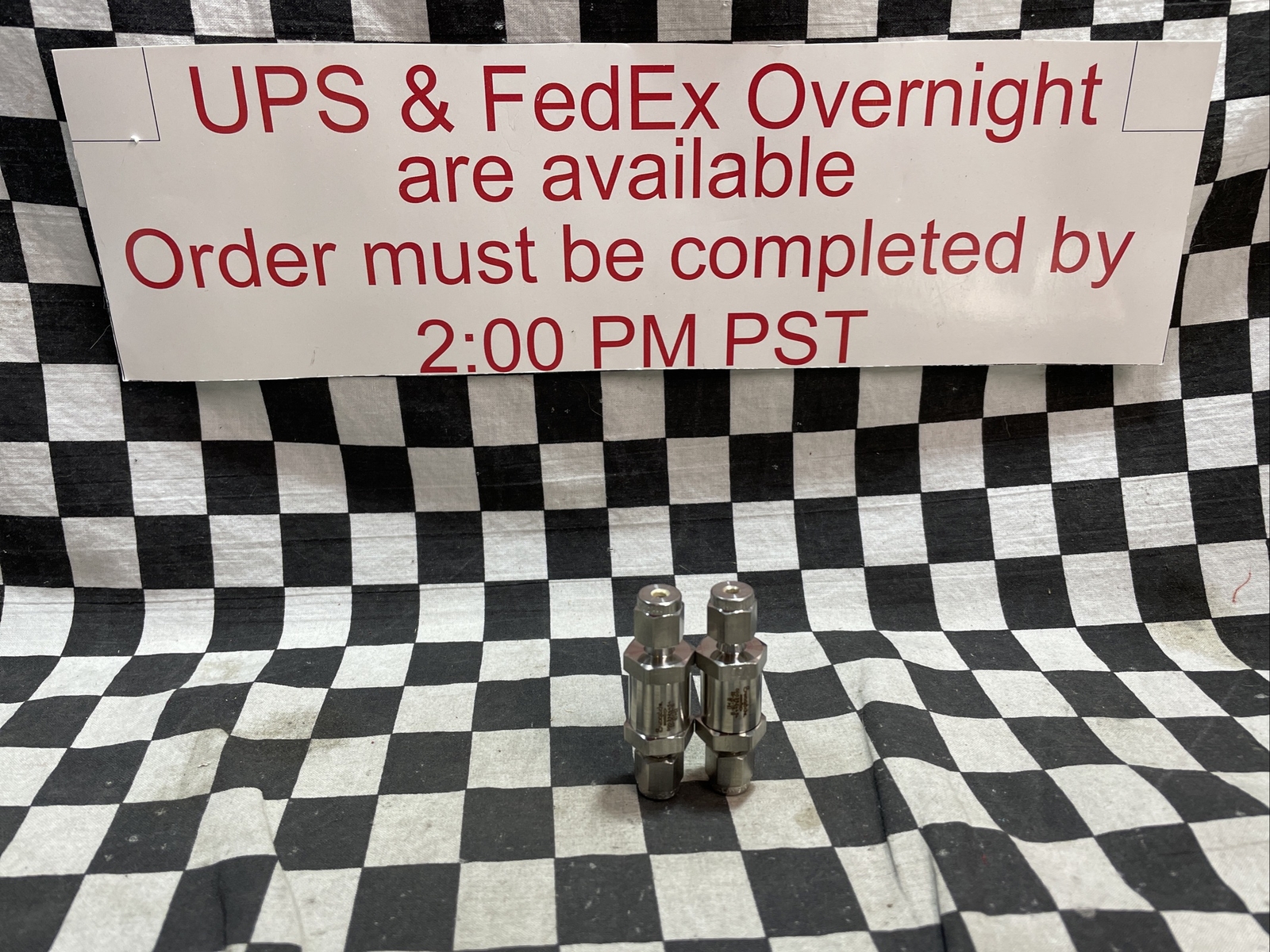 SWAGELOK Poppet Check Valve 1/8″ TUBE, 10 PSI, SS-2C-TR-10, LOT OF 2 #F9K