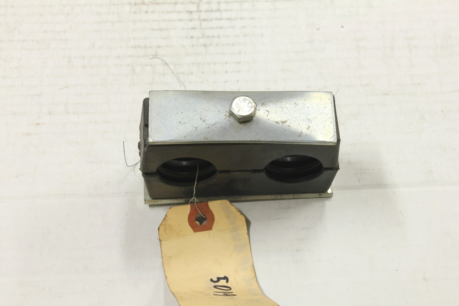 Behringer T5125 1-1/4” Double Tube Clamp