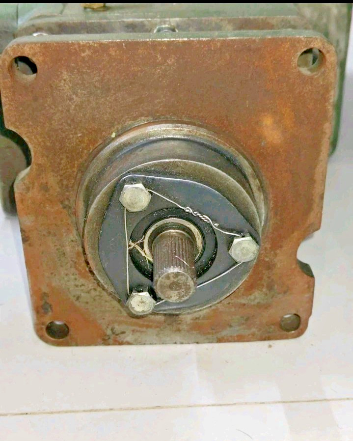 WOODWARD PGA A8557-596 GOVERNOR – USED