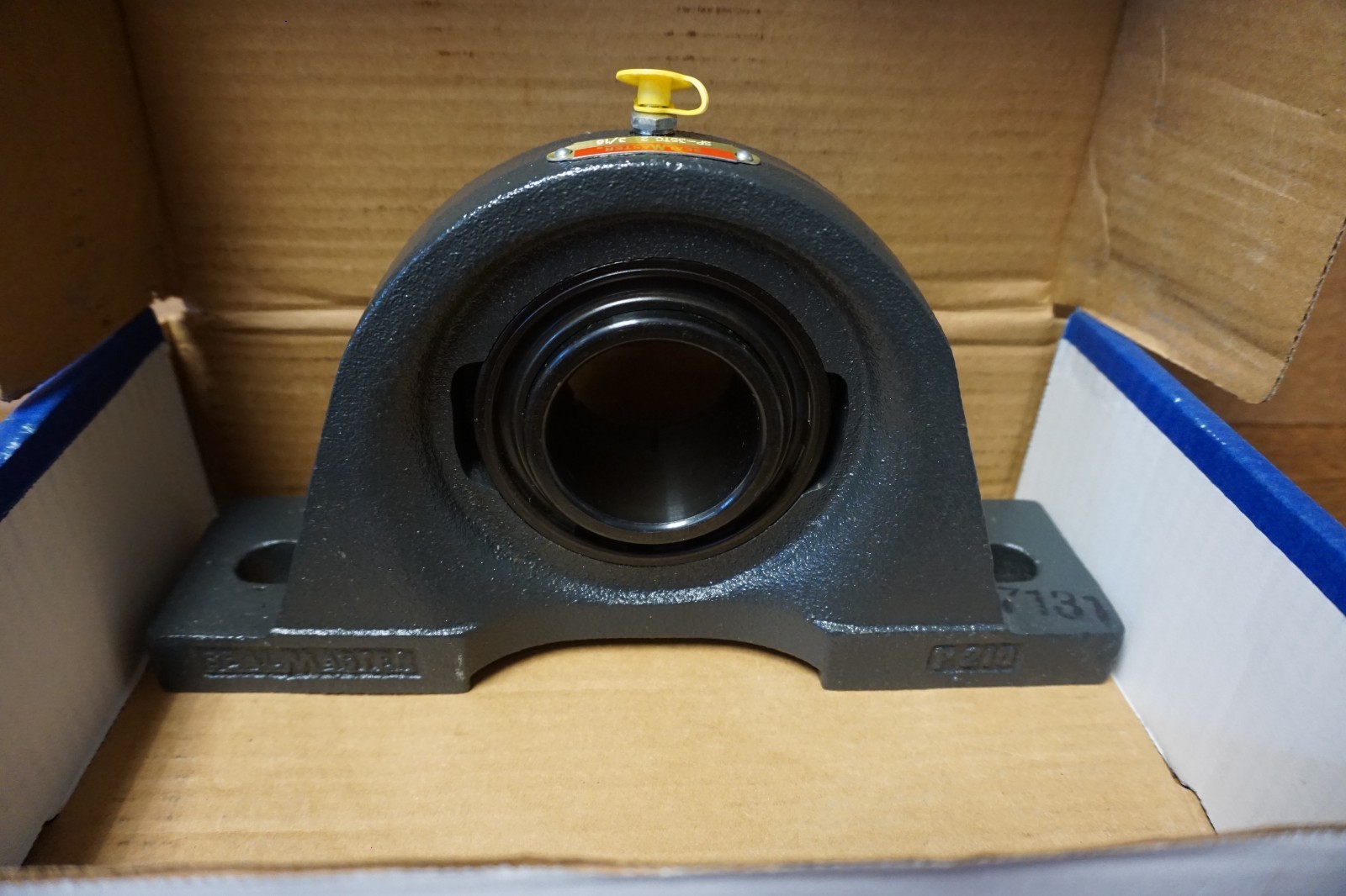 Sealmaster SP-35TC Gold Line 2 Bolt Pillow Block Bearing 2-3/16″ Bore (NEW)