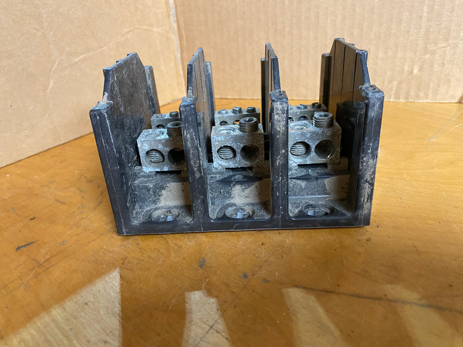 Bussmann Power Block Distributor 16325-3 350A-600V