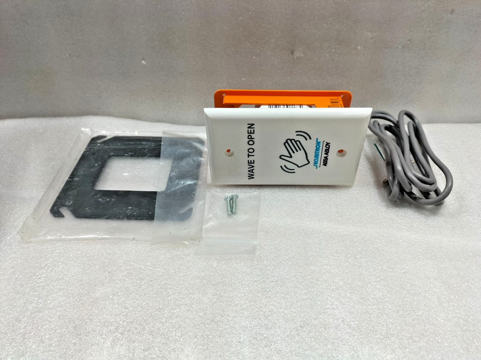 SECURITRON ASSA ABLOY WSS-W1 WAVE SENSE SWITCH WHITE
