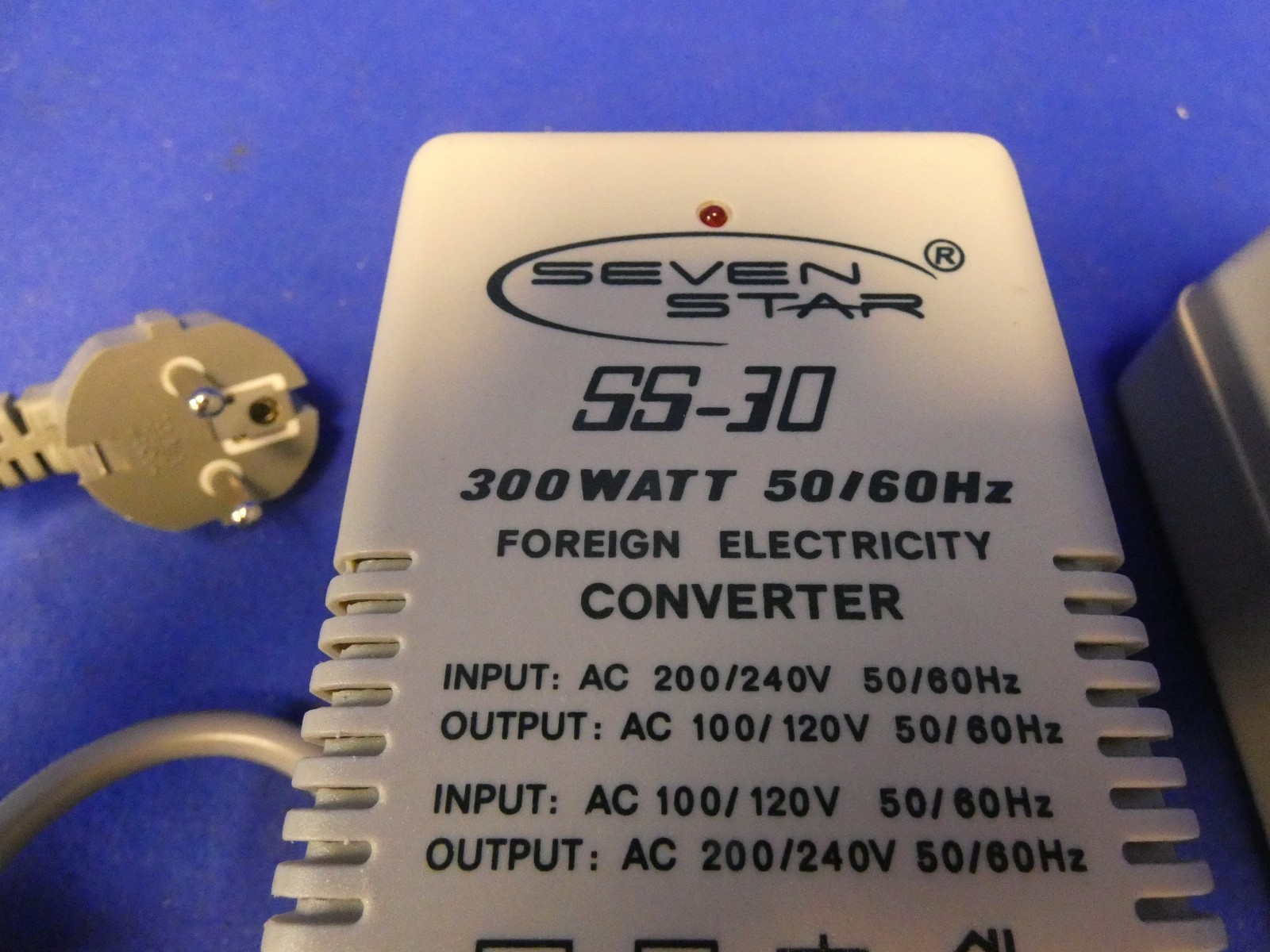 Seven Star SS-30 300 Watt 50/60Hz Foreign Electricity Converter QTY 2