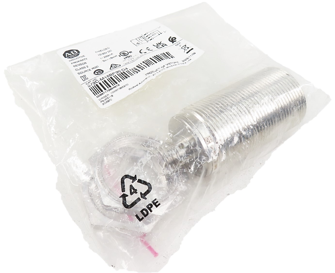 Allen Bradley 872C-M15BP30-D4 30mm Barrel Inductive Proximity Sensor NEW NO BOX