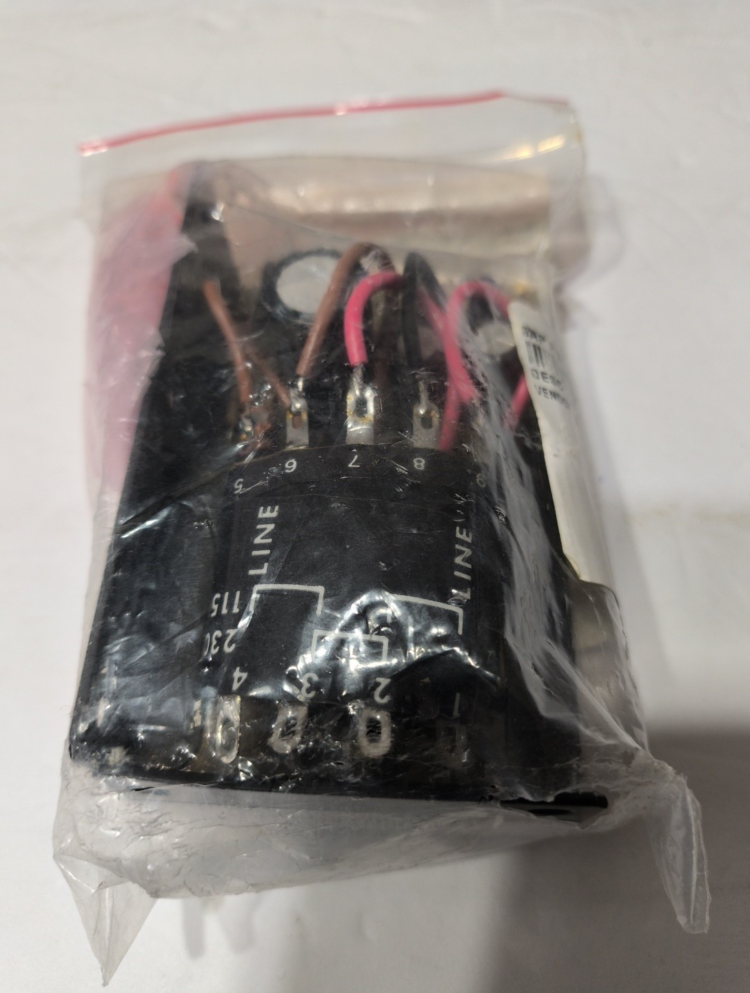 VARIAN DC POWER SUPPLY P/N E21000001 / XENTEK XTI8-15, 5 V, 15 V, NOS