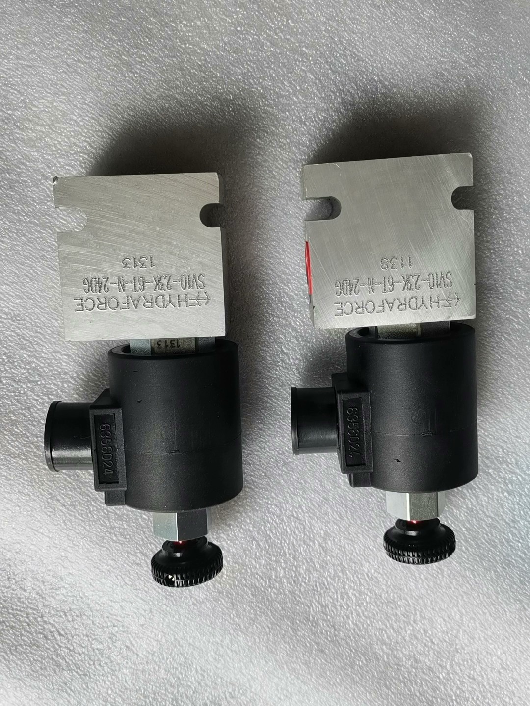 1PS New HydraForce SV10-23K-6T-N-24G Solenoid Valve