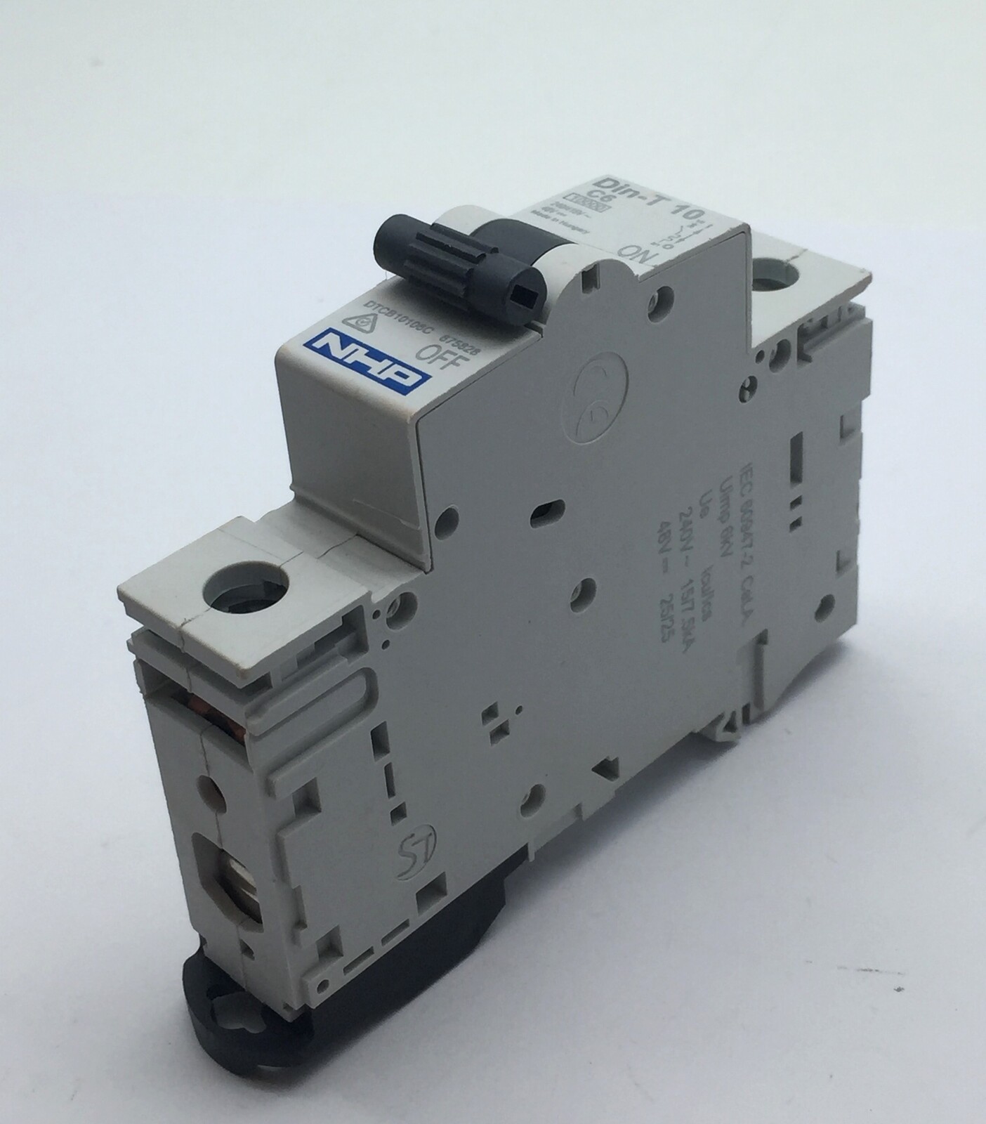 NHP Din-T10-C2 MCB DC 6kA 1 Pole 6A C Curve 240-415VAC 48VDC IP40  x10
