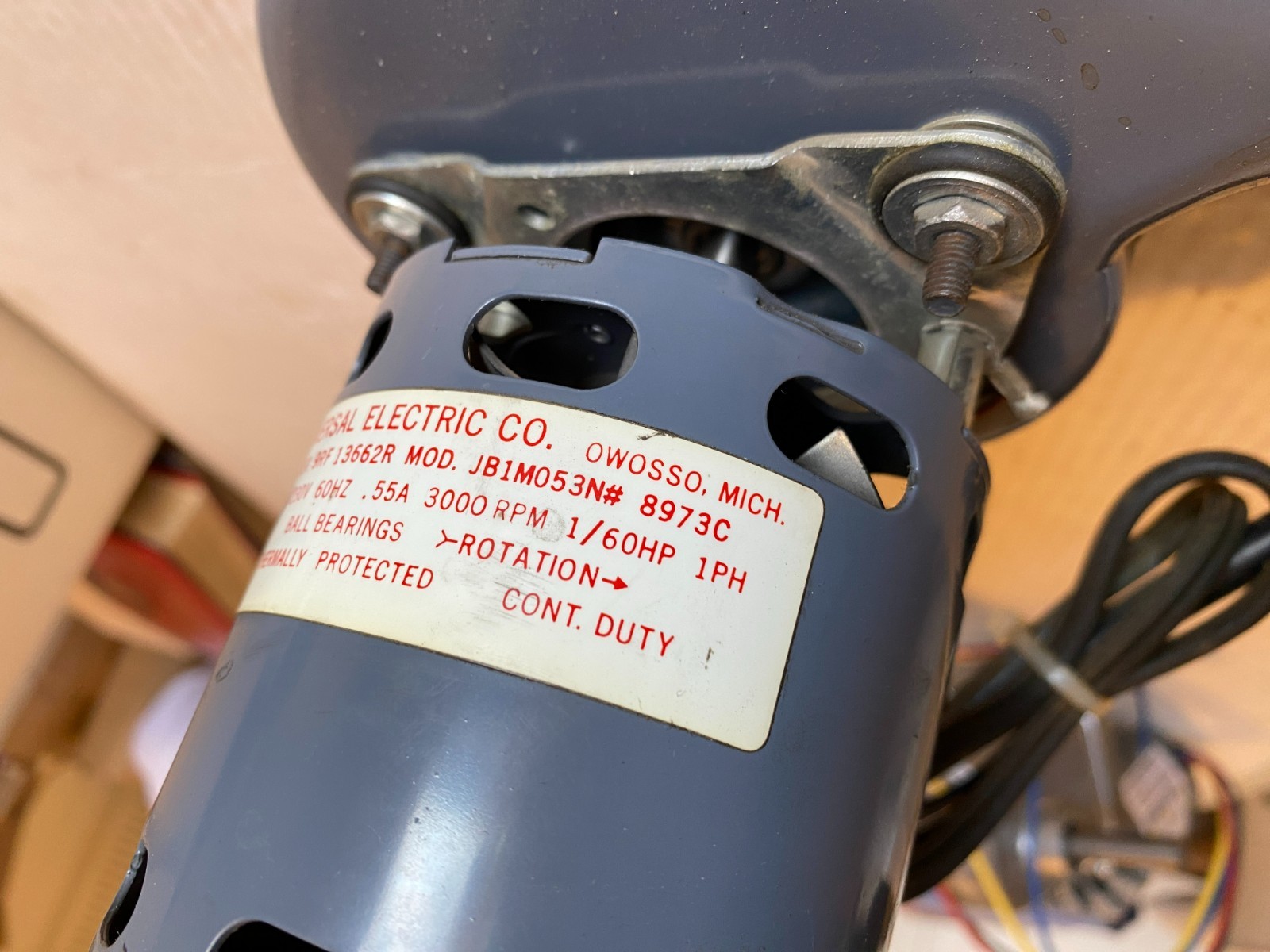 Pre-owned Universal Electric JB1M053N Ser 9RF 1/60hp 208/230V 0.55A 3000 w/ fan