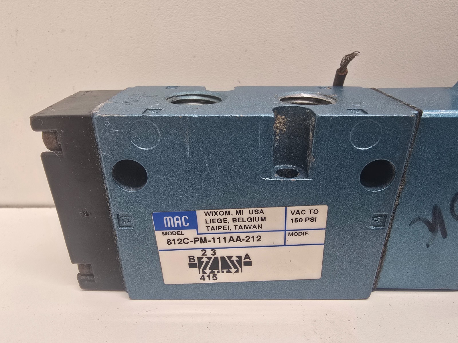 GOOD USED! MAC 110/120V COIL MPE-111AAAA SOLENOID VALVE 812C-PM-111AA-212