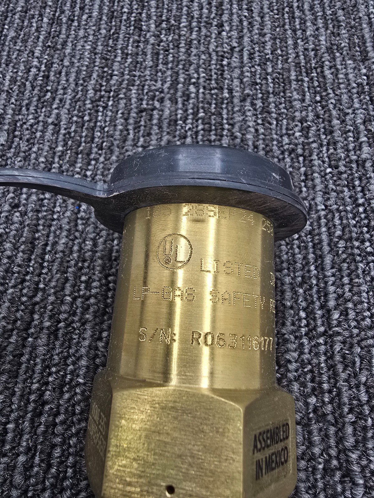 H185-250: Valve-External Relief 3/4″ Mpt 250 Psi