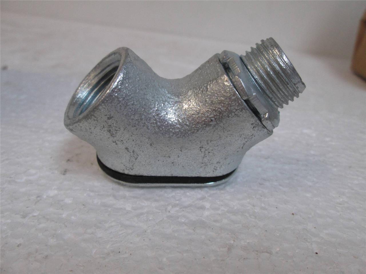Box of 15 COOPER Crouse-Hinds #810 90 Degree Pull Elbow 1/2″ Male to Female NEW