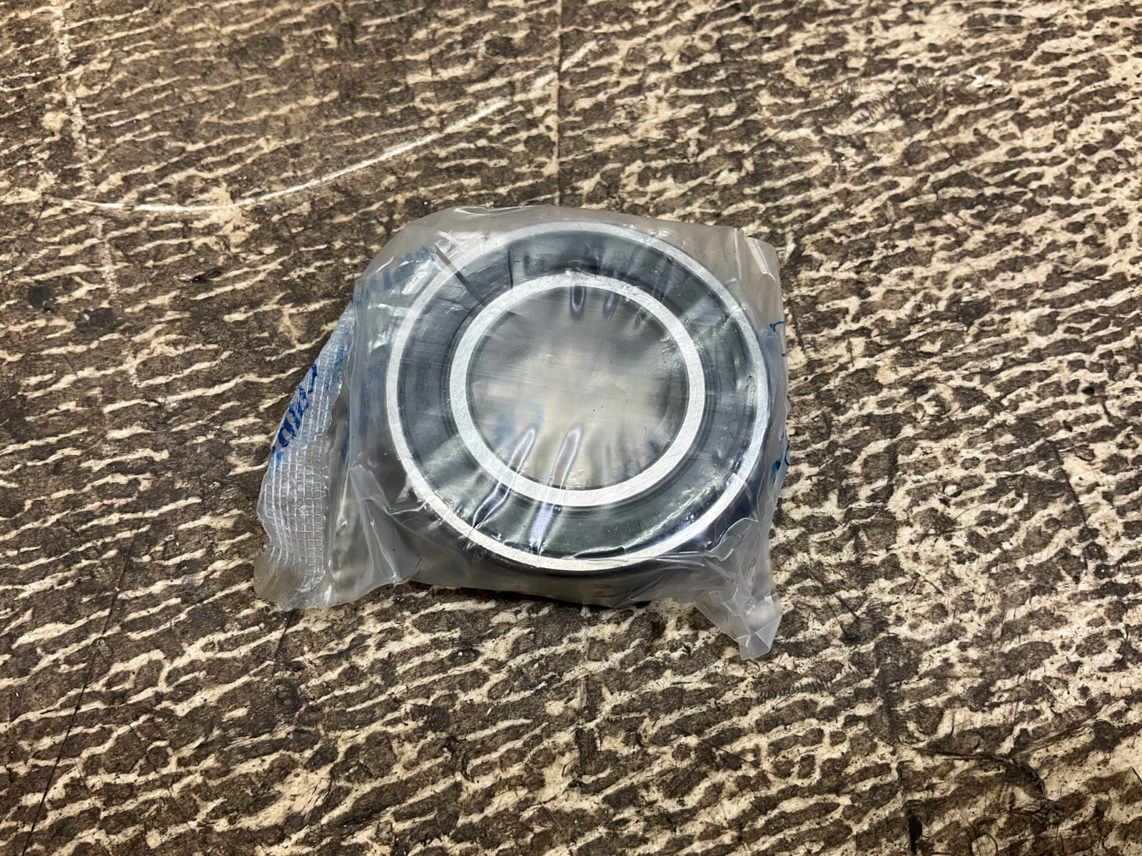 The General 6005-88-30E Roller Bearing 60052RS New (TSC)