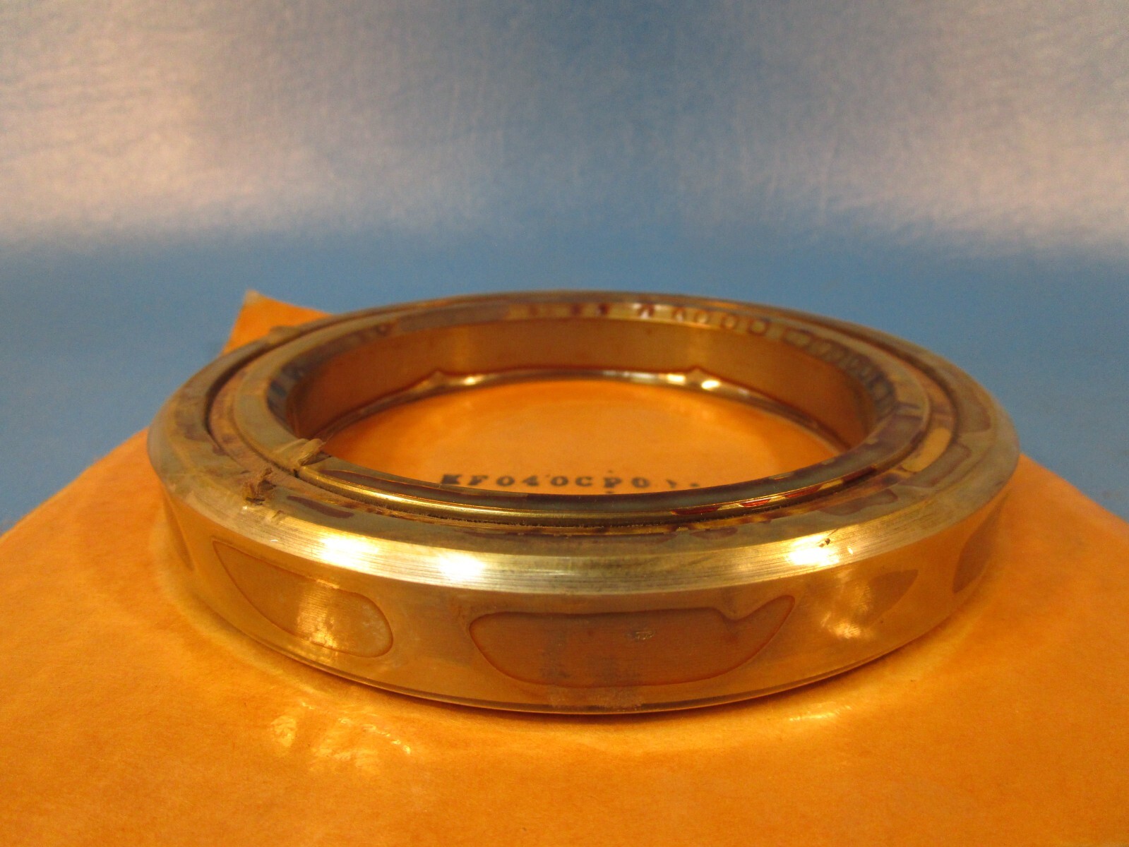 Kaydon KF040CP0, Thin Deep Grove Ball Bearing, 4” Bore, 5 ½” OD CSCF040