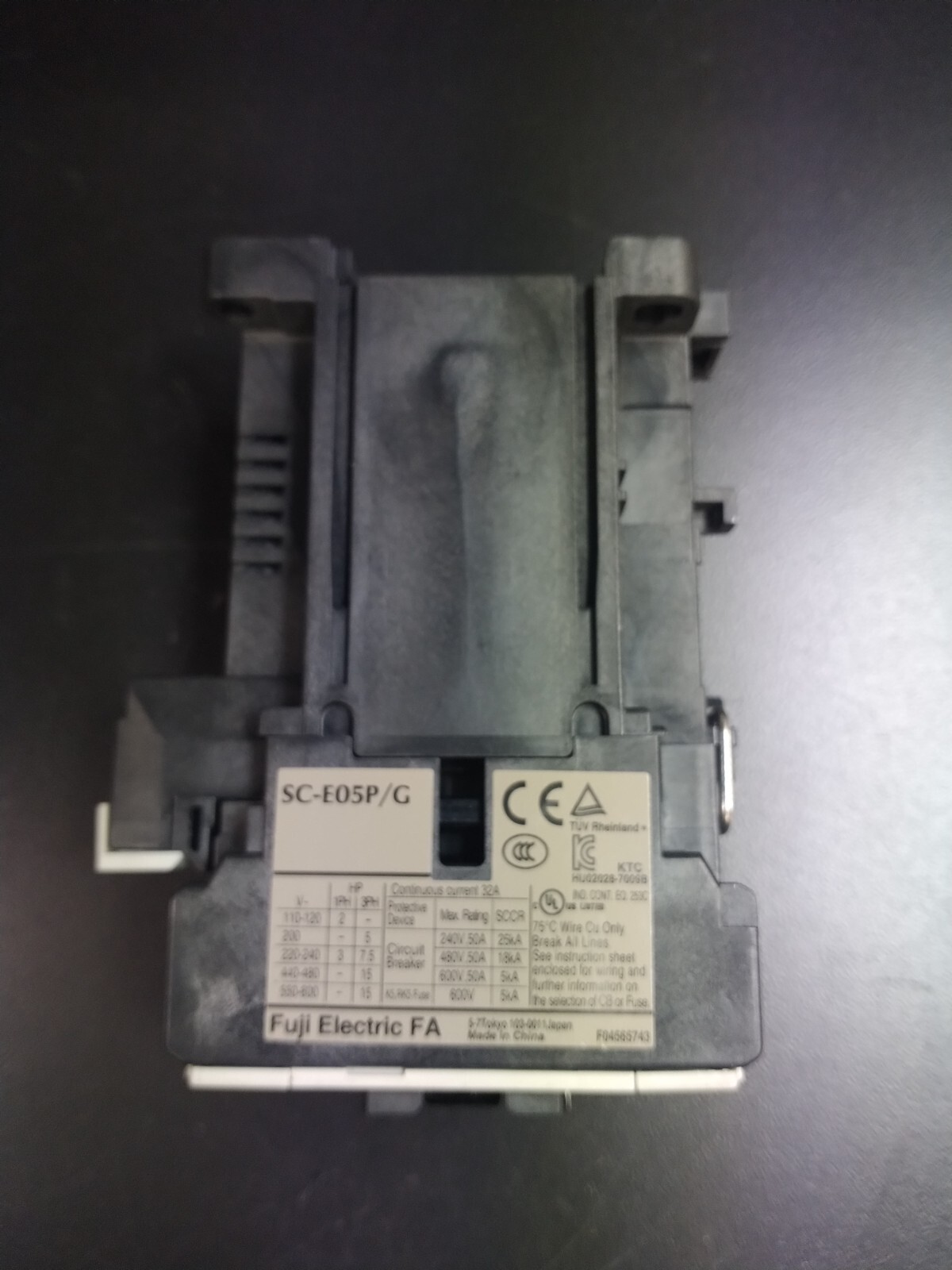FUJI Electric SC-E05P/G SC-E Series Magnetic Contactor