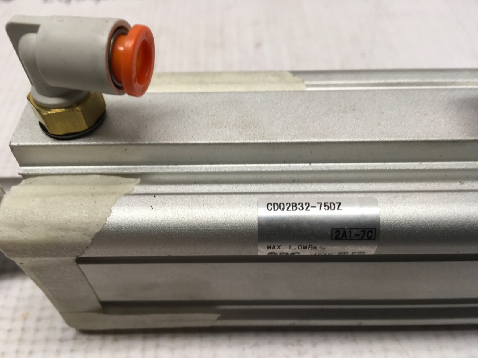 Used?, SMC cylinder, CDQ2B32-75DZ, KP-956