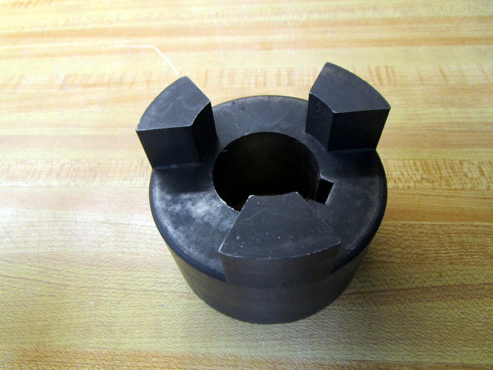Generic L110 1-1/2 Coupling Hub W/KW L110112