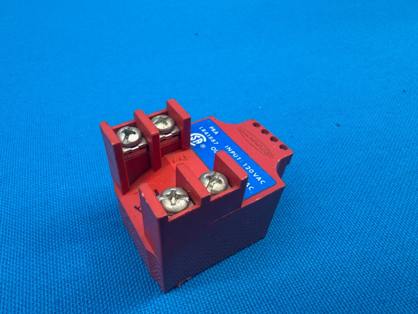 Banner Engineering LR41887 120VAC Multi-Beam Sensor Power Block Module