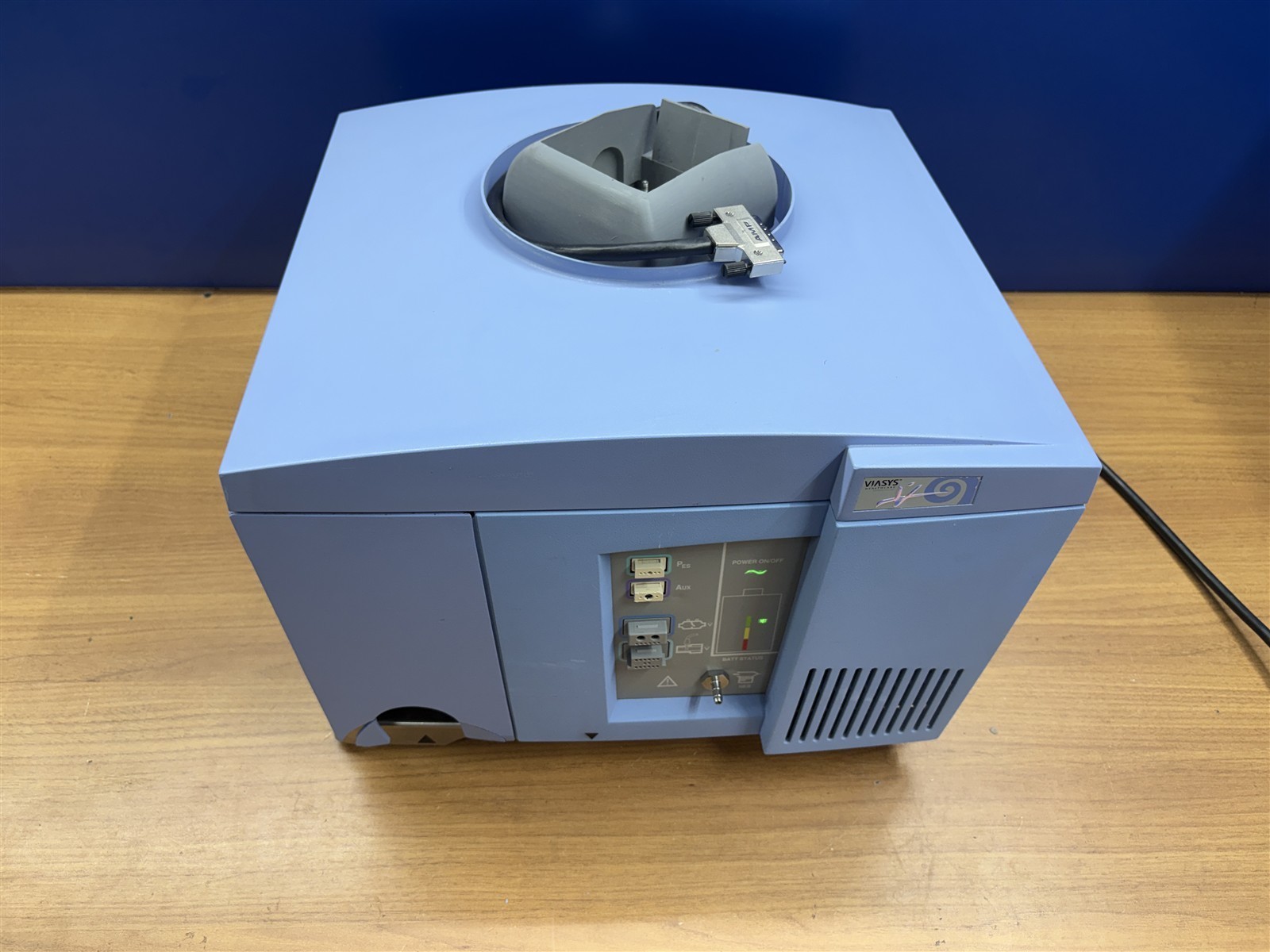 Viasys Avea 17310 VENTILATOR/ CART NOT INCLUDED/ good working condition