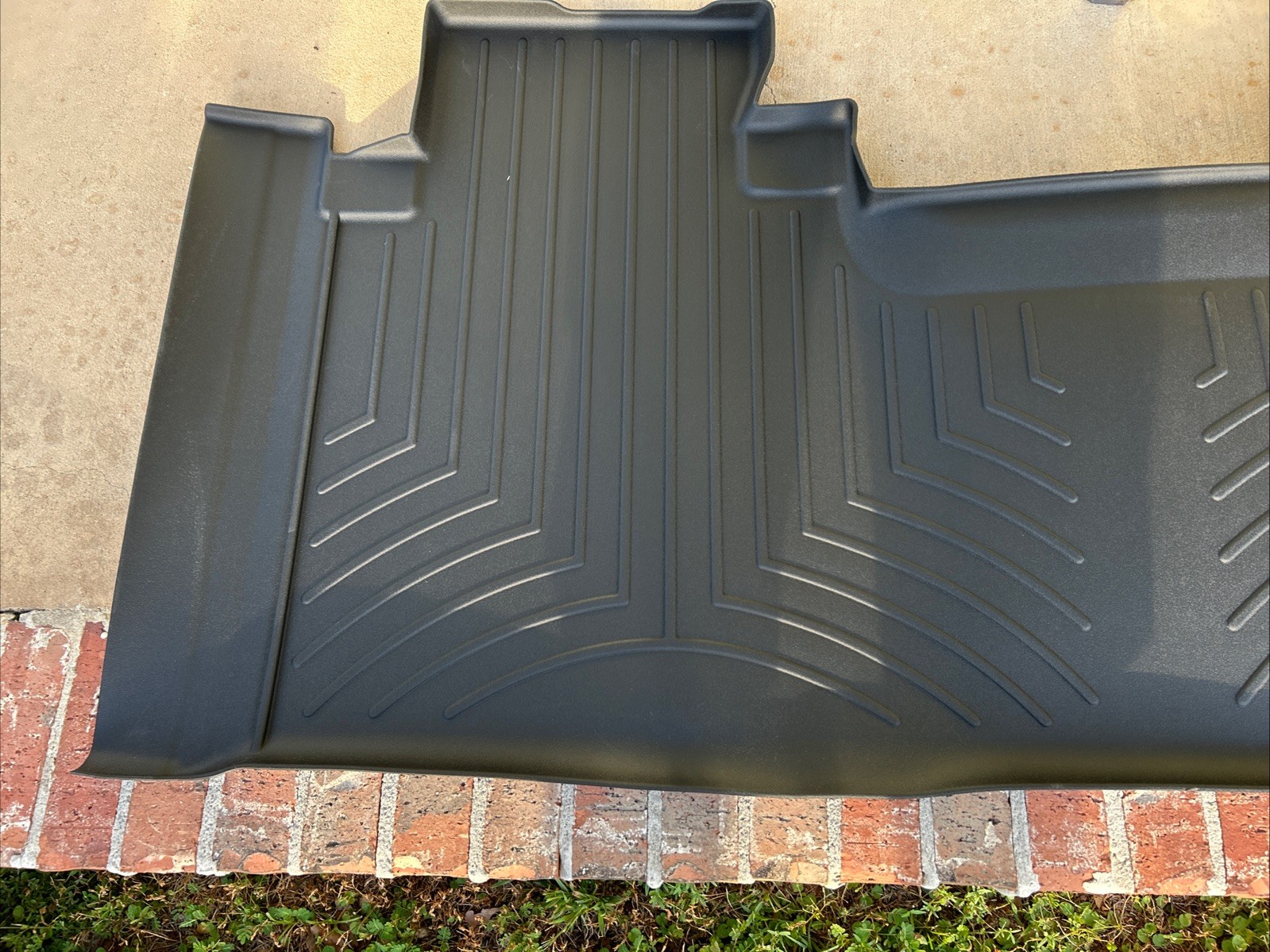 WeatherTech 446975 Molded FloorLiner Mat 2nd Row 2015-2024 F150 Ext Cab (6238)