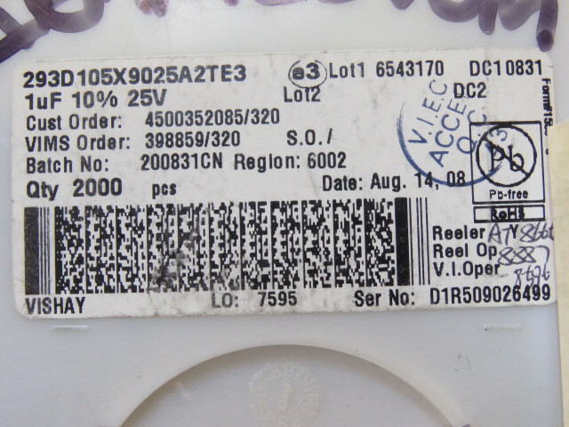 VISHAY 293D105X9025A2TE3 Qty of 1485 per Lot 1�F Molded Tantalum Capacitors 25V