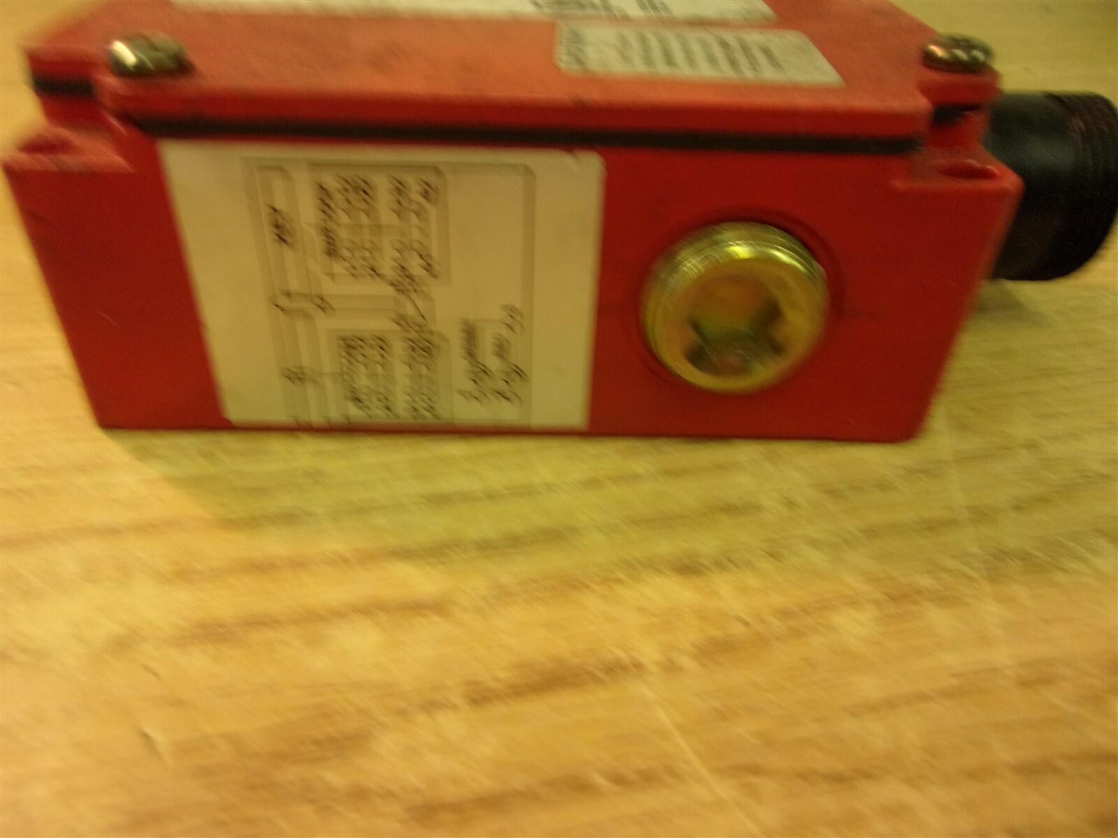 Honeywell GKRA40F1C2 24VDC Micro Switch *FREE SHIPPING*