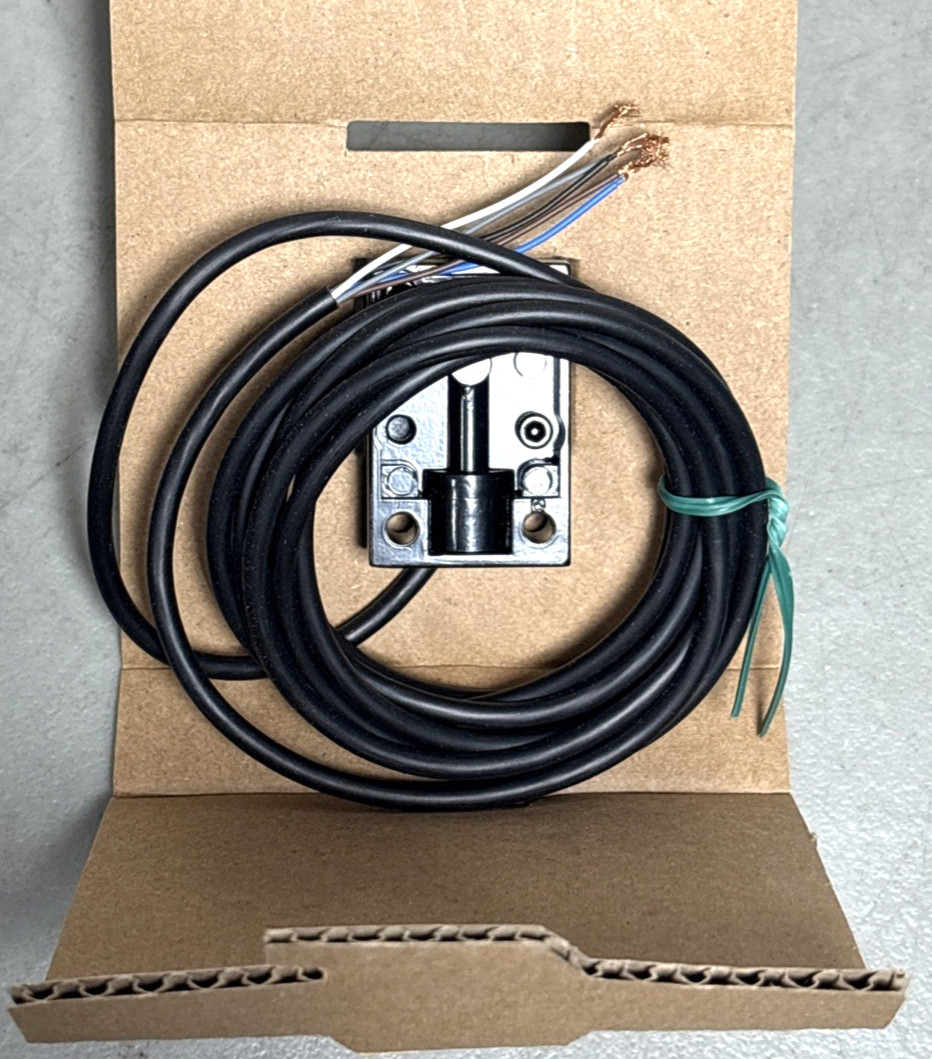 SUNX DP2-40E Pressure Sensor DP2 Series UDP240E – NEW IN BOX