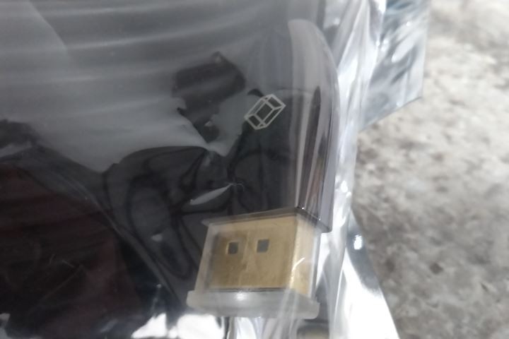 Black Box AOC-HL-DP4-30M DisplayPort 1.4 Active Optical Cable