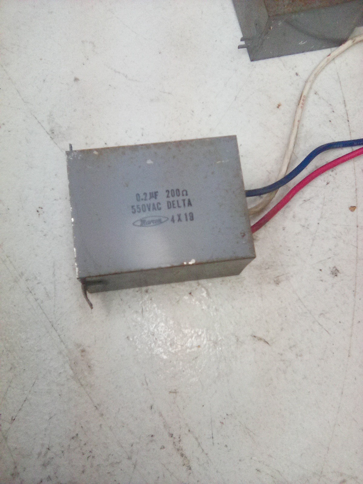 Marcon 4X19 550VAC Delta 0.2uf 200 Ohm Capacitor