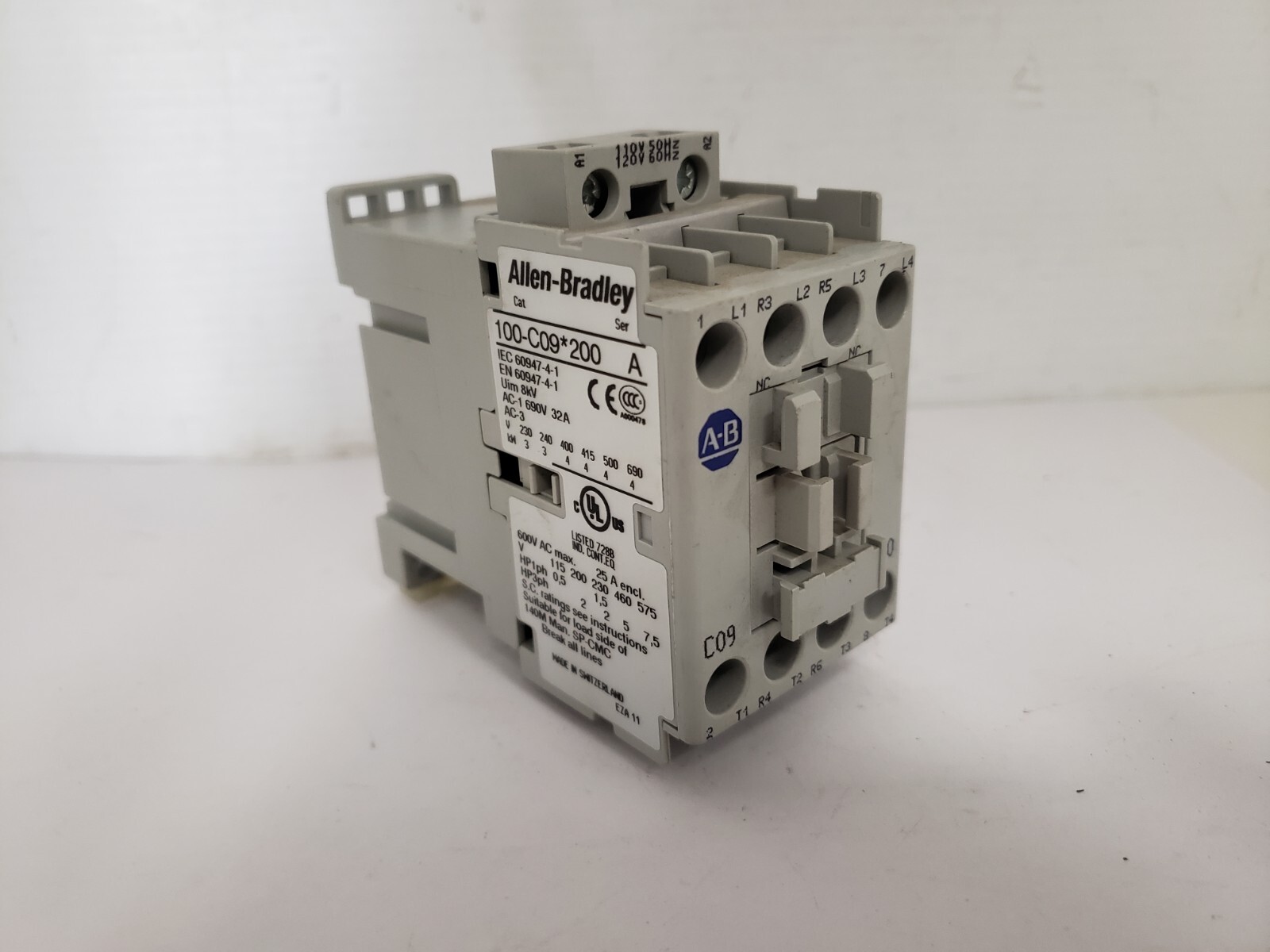 ALLEN BRADLEY 100-C09D200 CONTACTOR 9A 110/120V 2NO 2NC SERIES A