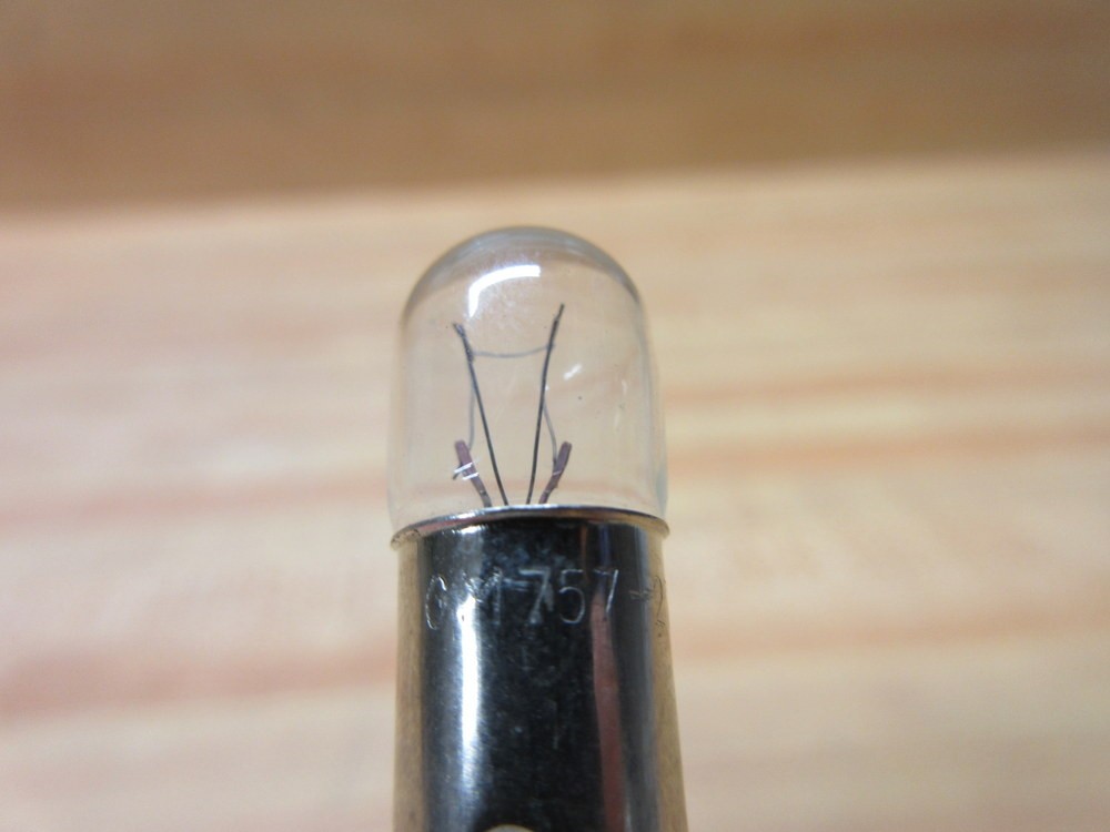 Chicago Miniature CM757-27 Lamp Light Bulb 757-27 (Pack of 30)