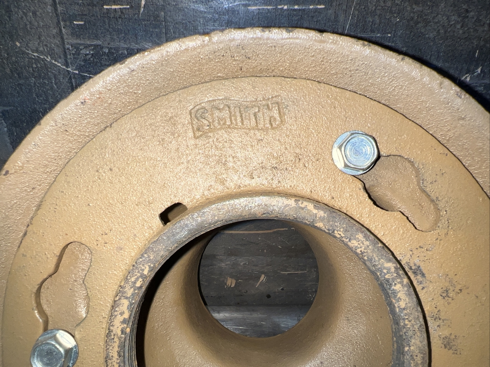 JAY R. SMITH MFG. CO Floor Drain Body 9213-JA1412. Nos Surplus. ID 1