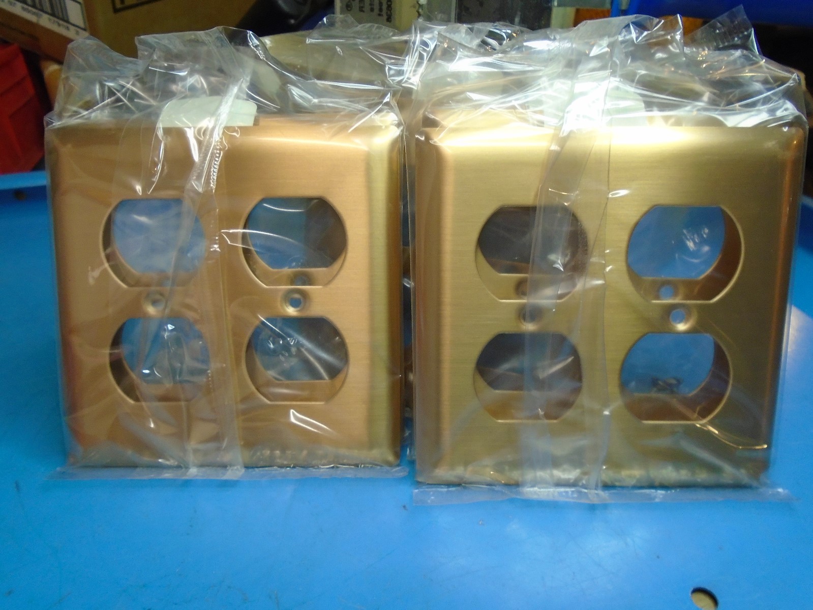 Free Ship, 5 Count, Pass & Seymour SB82-BZ, 2-Gang Duplex Cover, Brushed Bronze