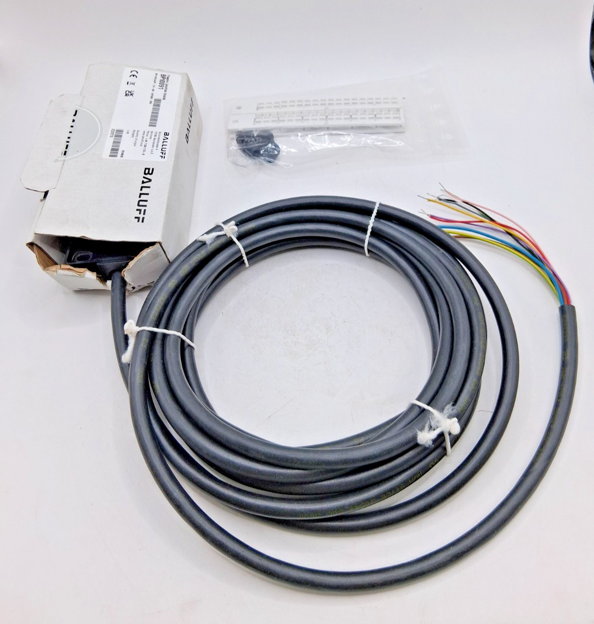 Balluff BPI 8M4A4P-2K-B0-KPXB0-050 Junction Block Module