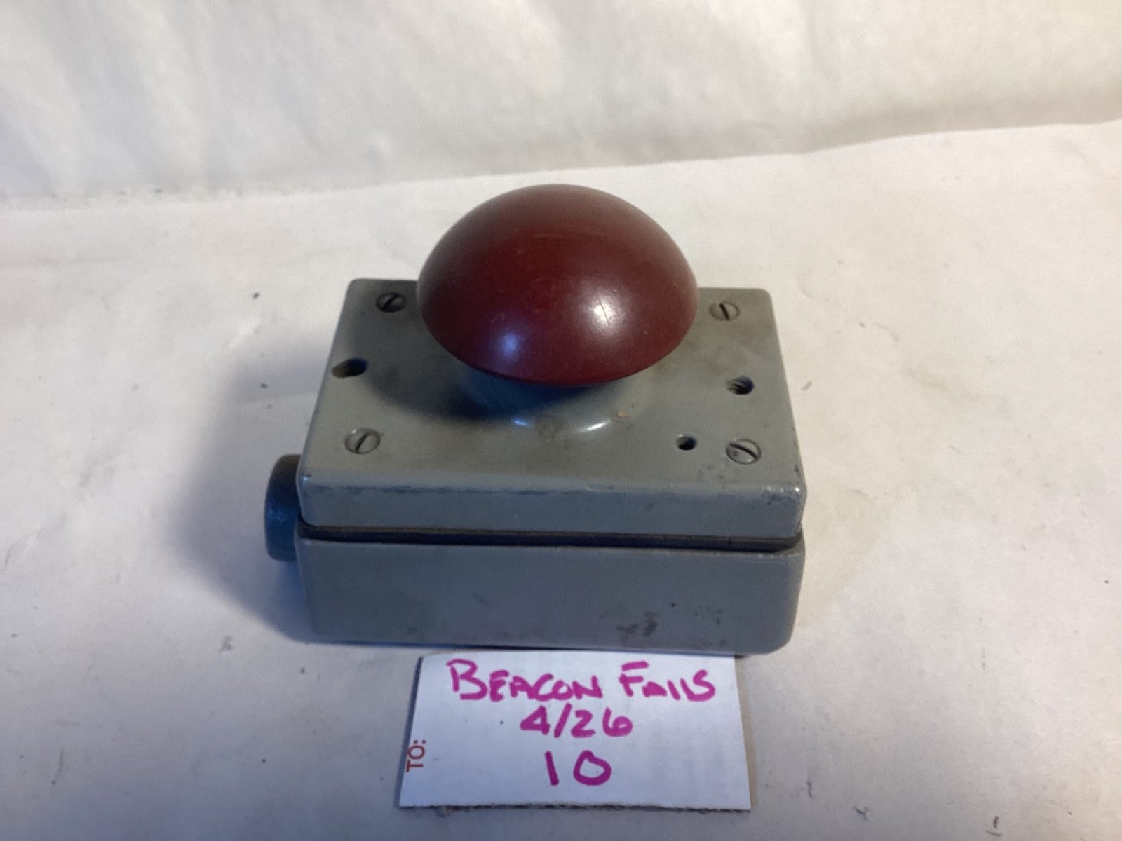 Mackworth G Rees 662 mushroom head control switch