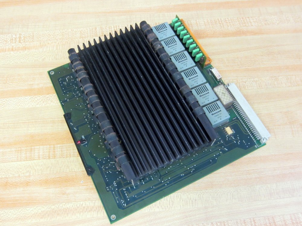 ABB 3HAB2207-1 Servo DSQC 236D 3HAB2207-1/3 – GME:91005-547-H