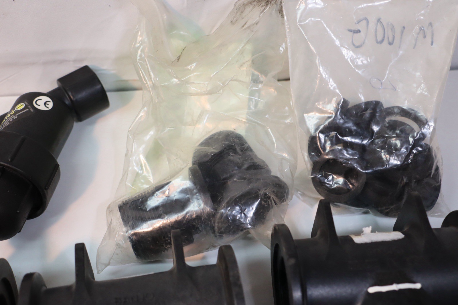Lot Of Banjo Fittings M200/100 M200 TEE M200/125mpt Clamps/Gaskets 150G LS075-20