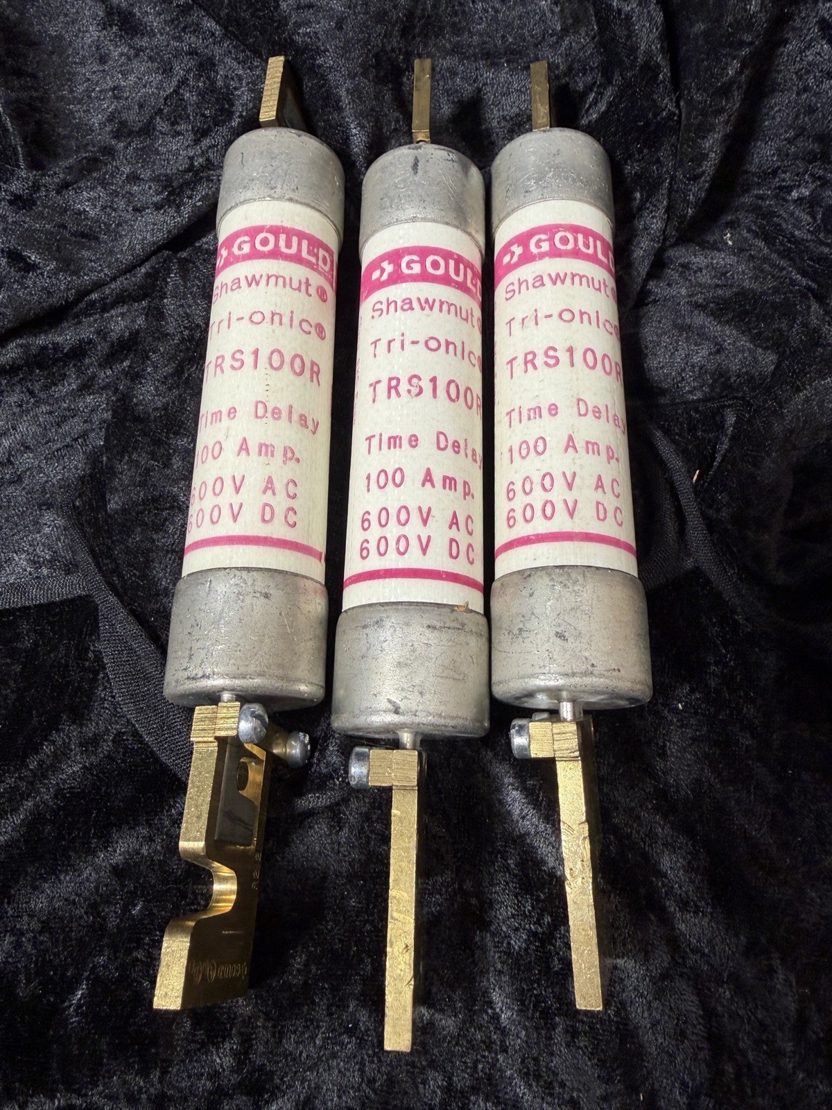 (Lot of 3) Gould Shawmut TRS100R Tri-onic Time Delay Fuse w/R212 Reducers 600v