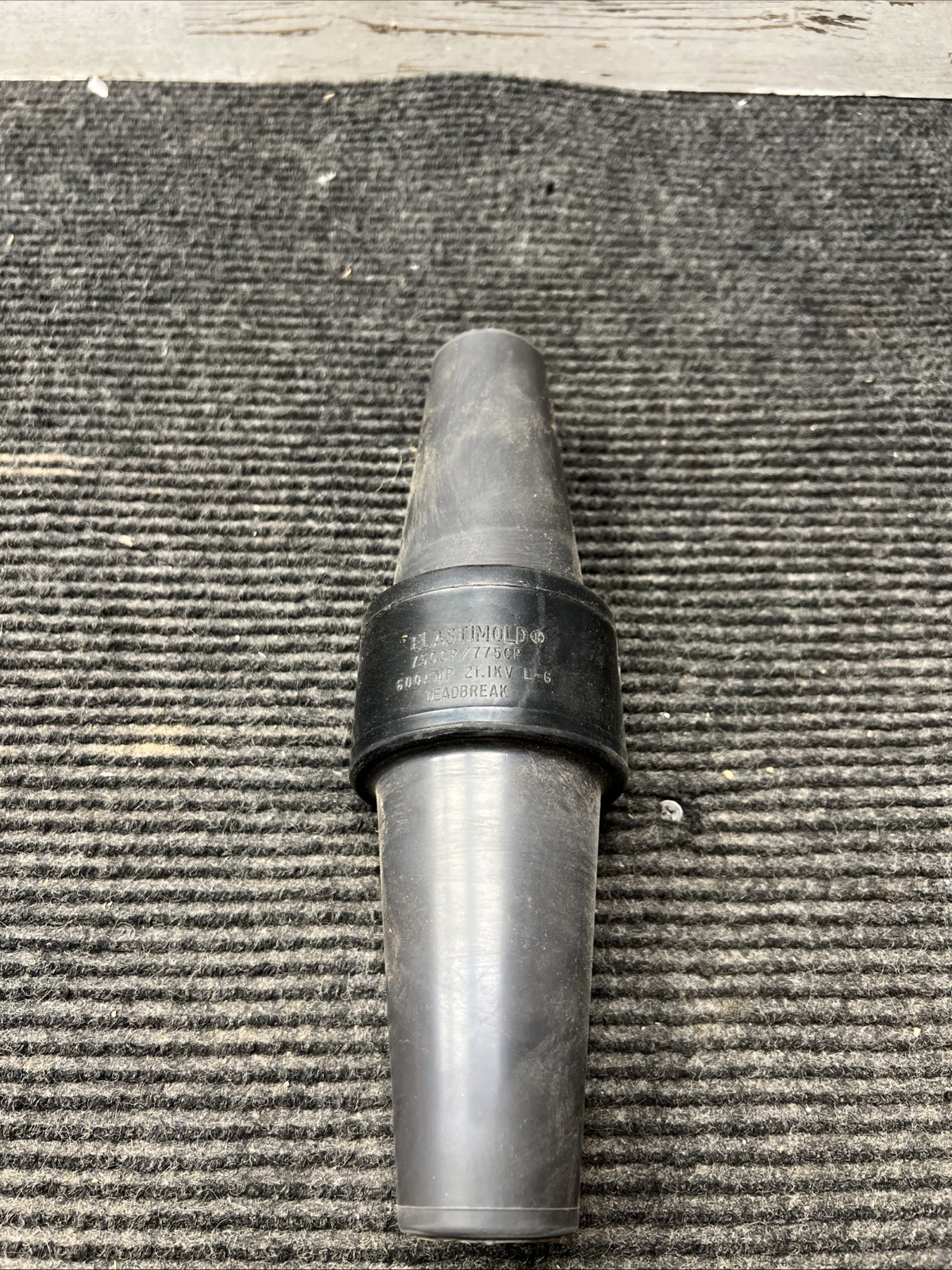 NEW 750CP – Elastimold – 35kV 600 Series Connector Plug (45-2821-16)