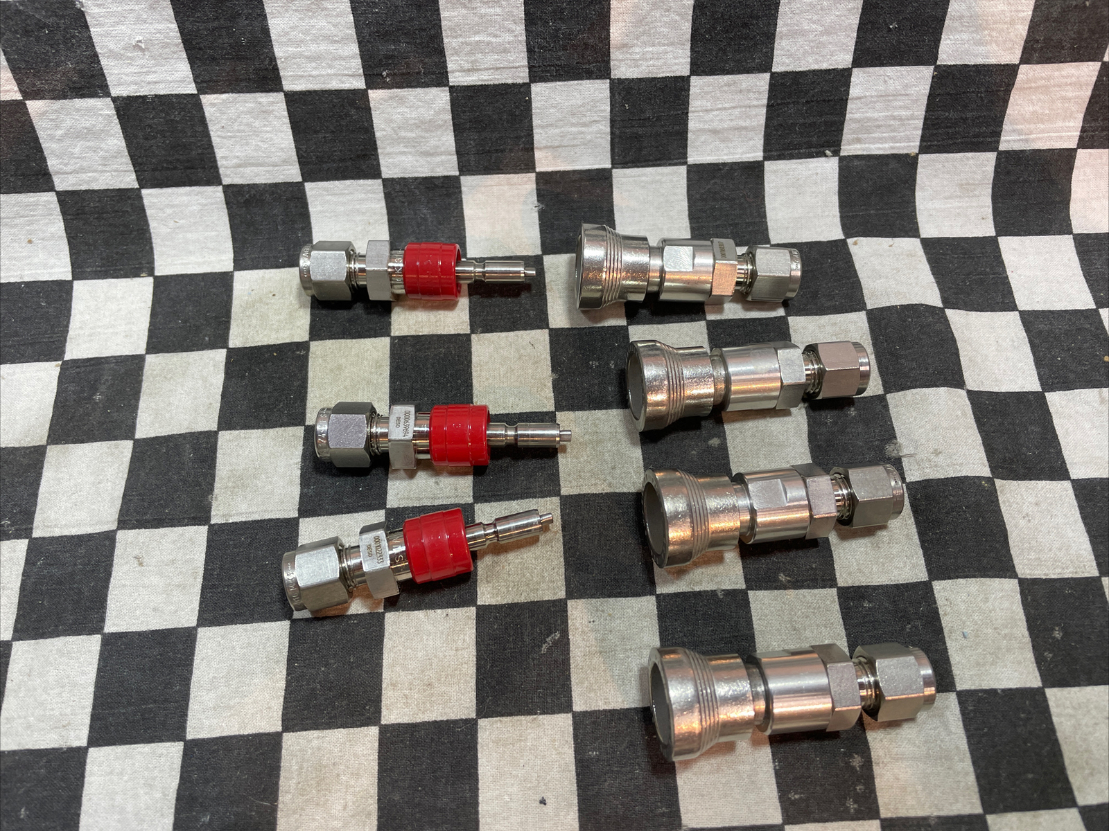 SWAGELOK Quick Connect 1/4″, SS-QC4-D-400, SS-QC4-B-400, LOT OF 7, #137F46