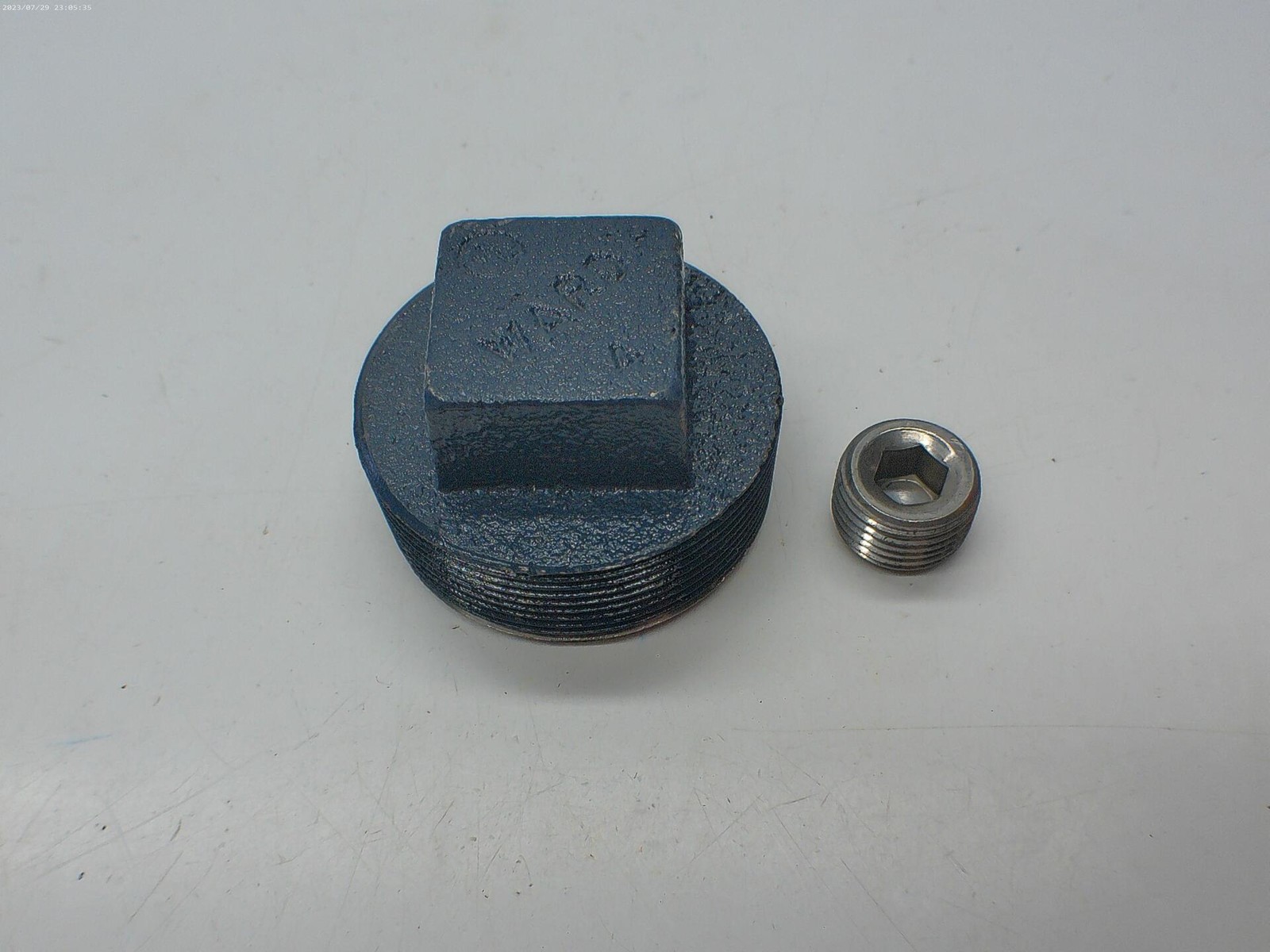 ARMSTRONG Z11883 PLUG NSNP