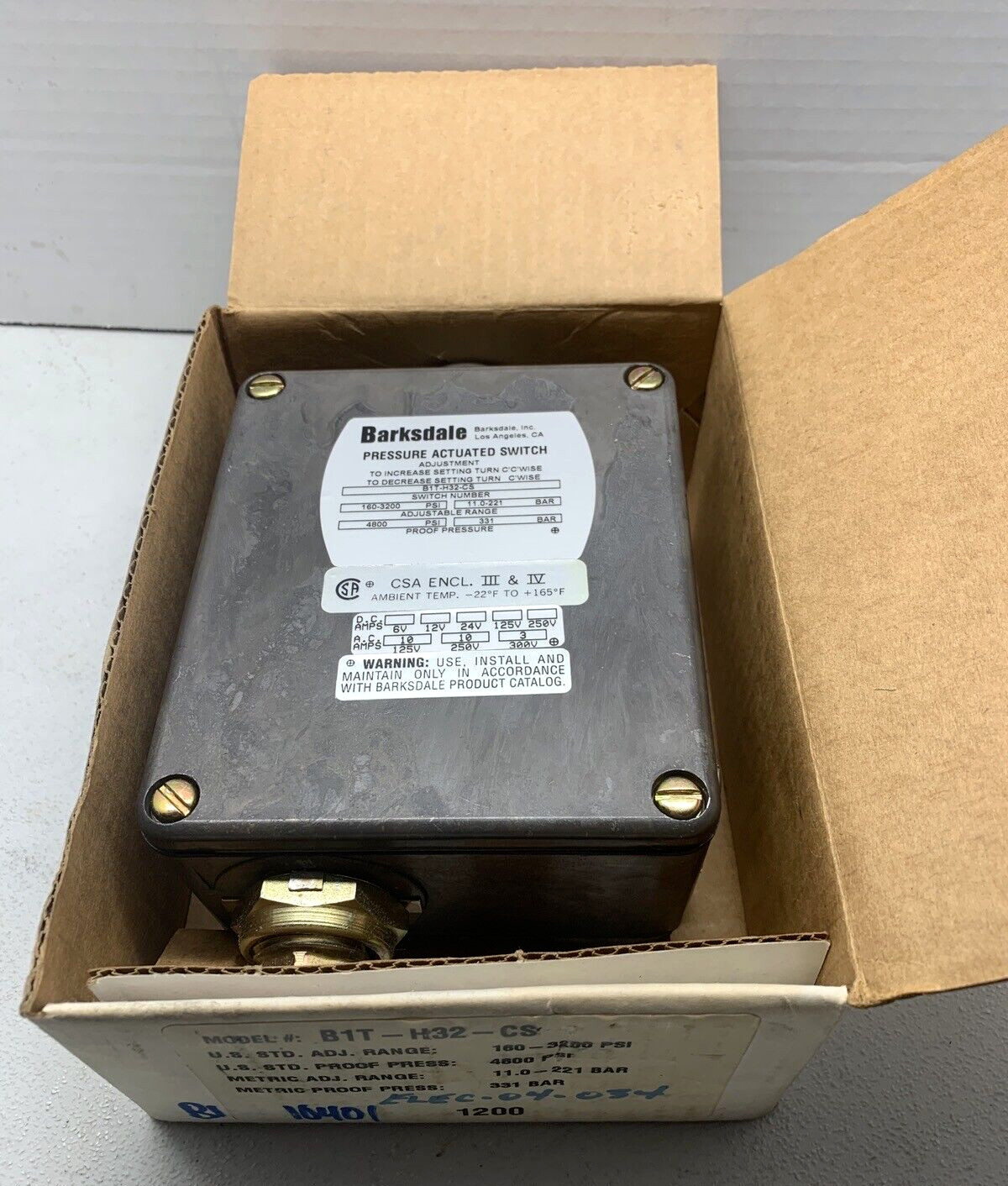 BARKSDALE B1T-H32-CS PRESSURE ACTUATED SWITCH 160-3100 PSI **NOS***