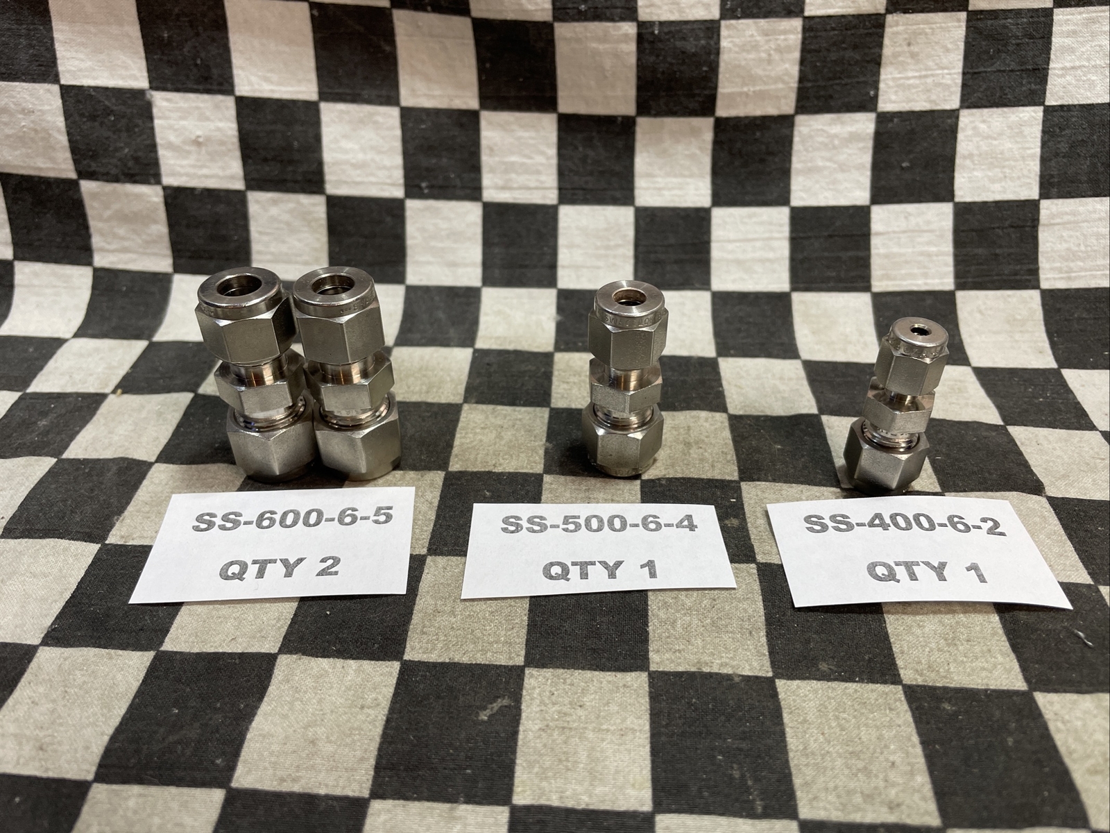 SWAGELOK SS-600-6-5, SS-500-6-4, SS-400-6-2, LOT OF 4, SHIPSAMEDAY #1326V23