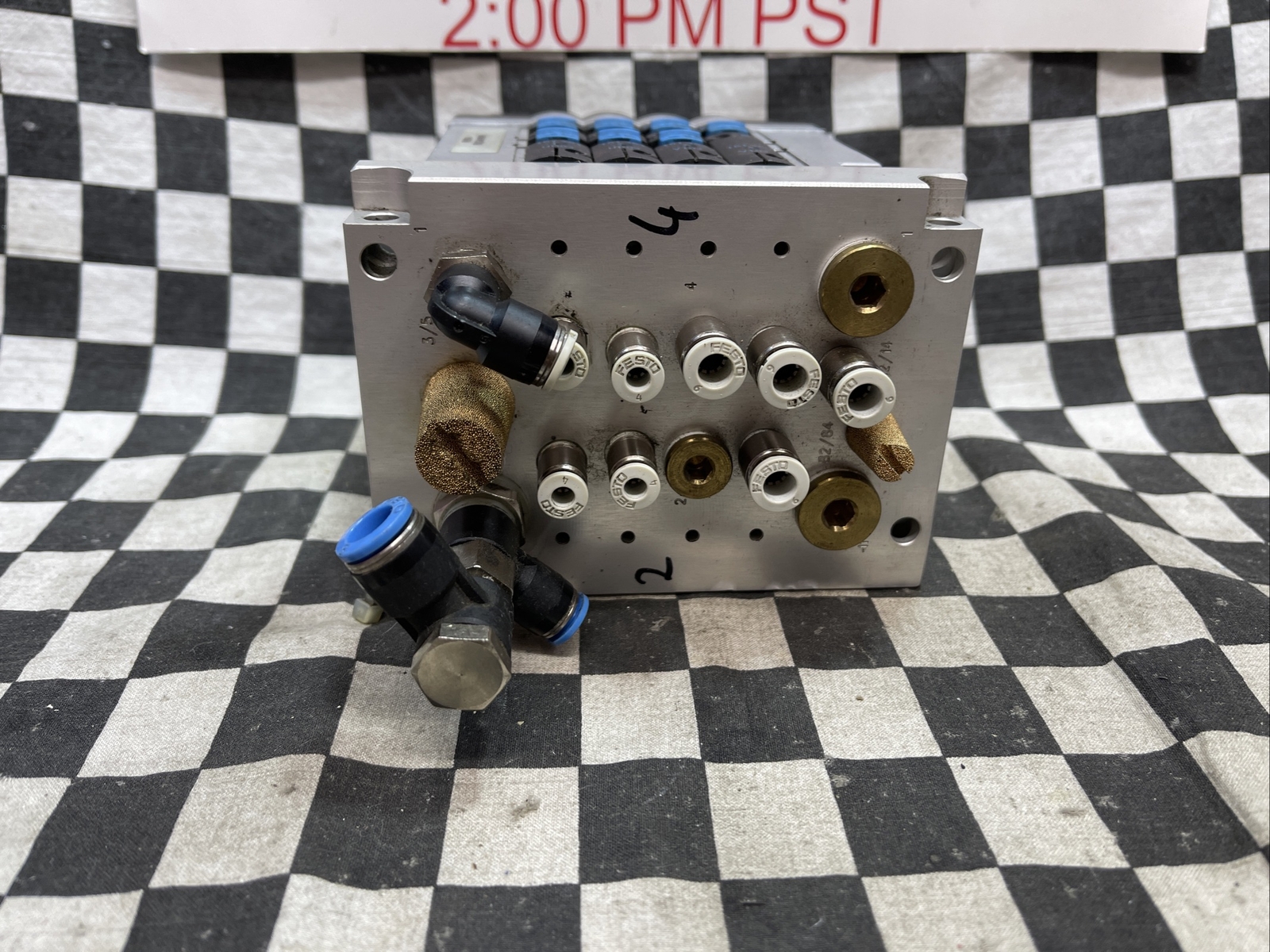 FESTO CPV14-GE-FB-4 CPV-14-VI CPV14-VI-P4-1/8-B 18261 161362 18261 161361
