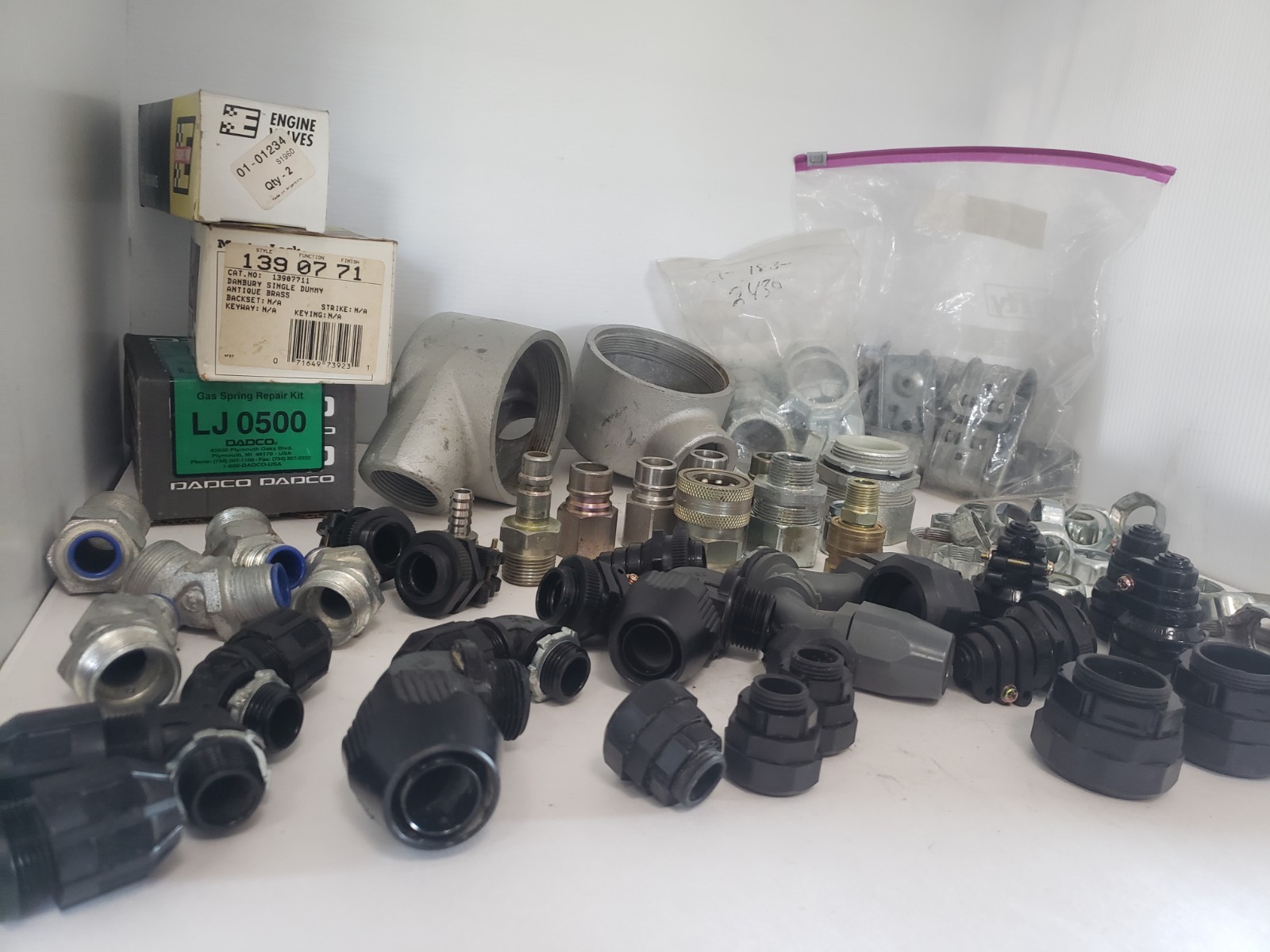 LARGE ASST. DADCO, MASTER LOCK, T&B, SNAP-TITE, CROUSE HINDS & OTHER INDUSTRIAL