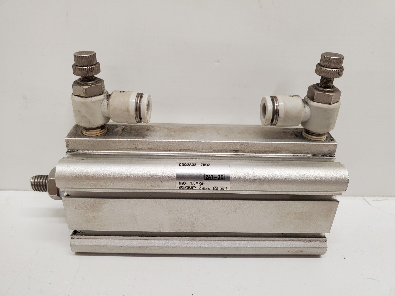 GUARANTEED! SMC AIR CYLINDER CDQ2A32-75DZ