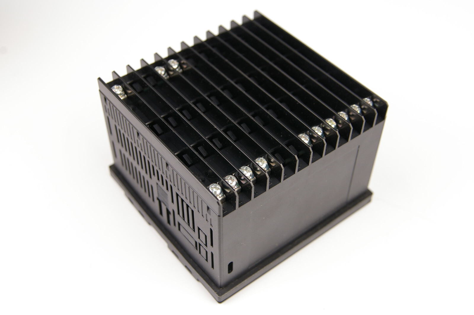Shinko BCD2A00-09 Temperature Controller