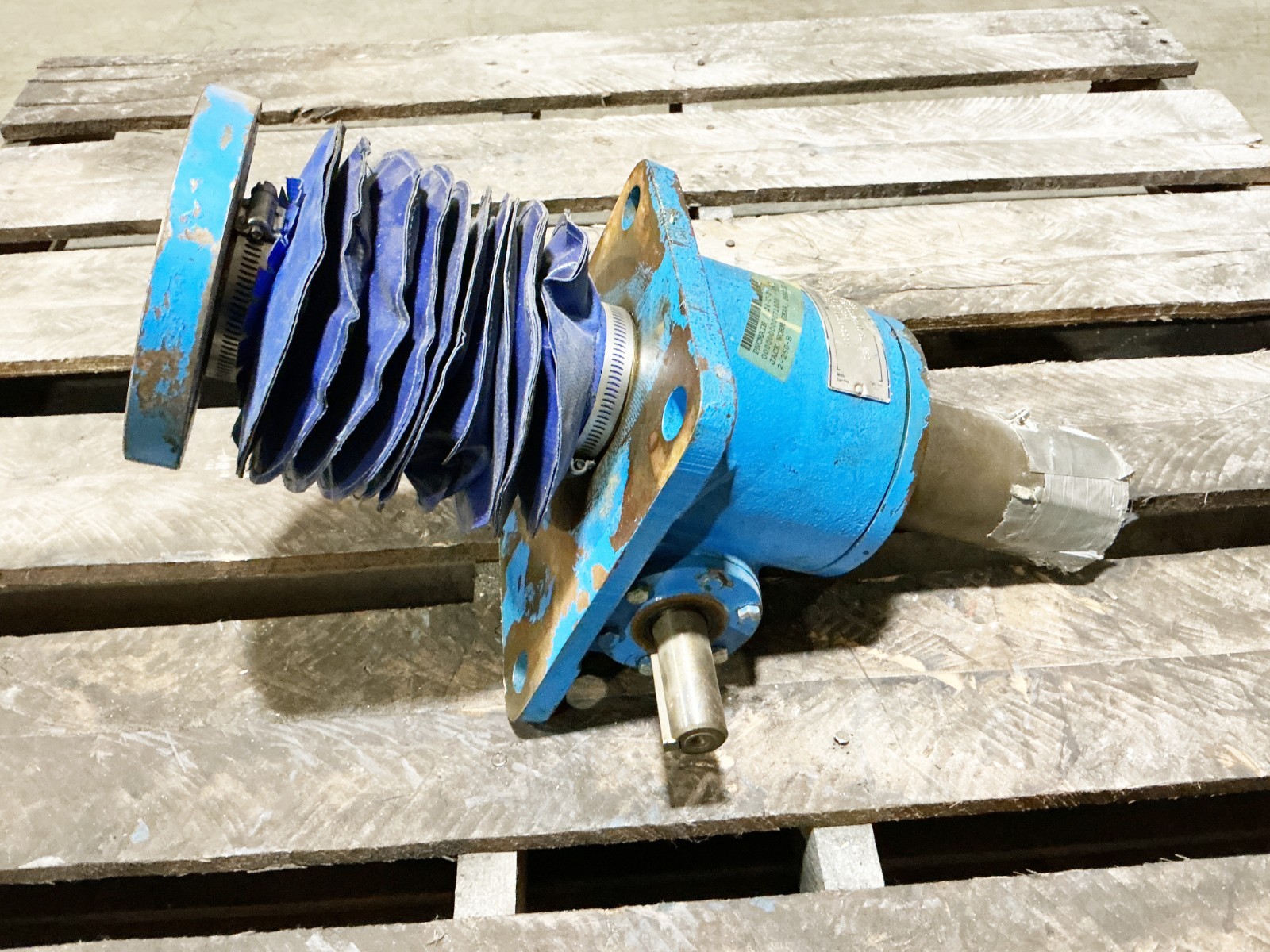 Arrangement IM AD 6610SN2BM1/SL 250 Worm Gear Ratio 8.0:1 Grease 7 1401-301