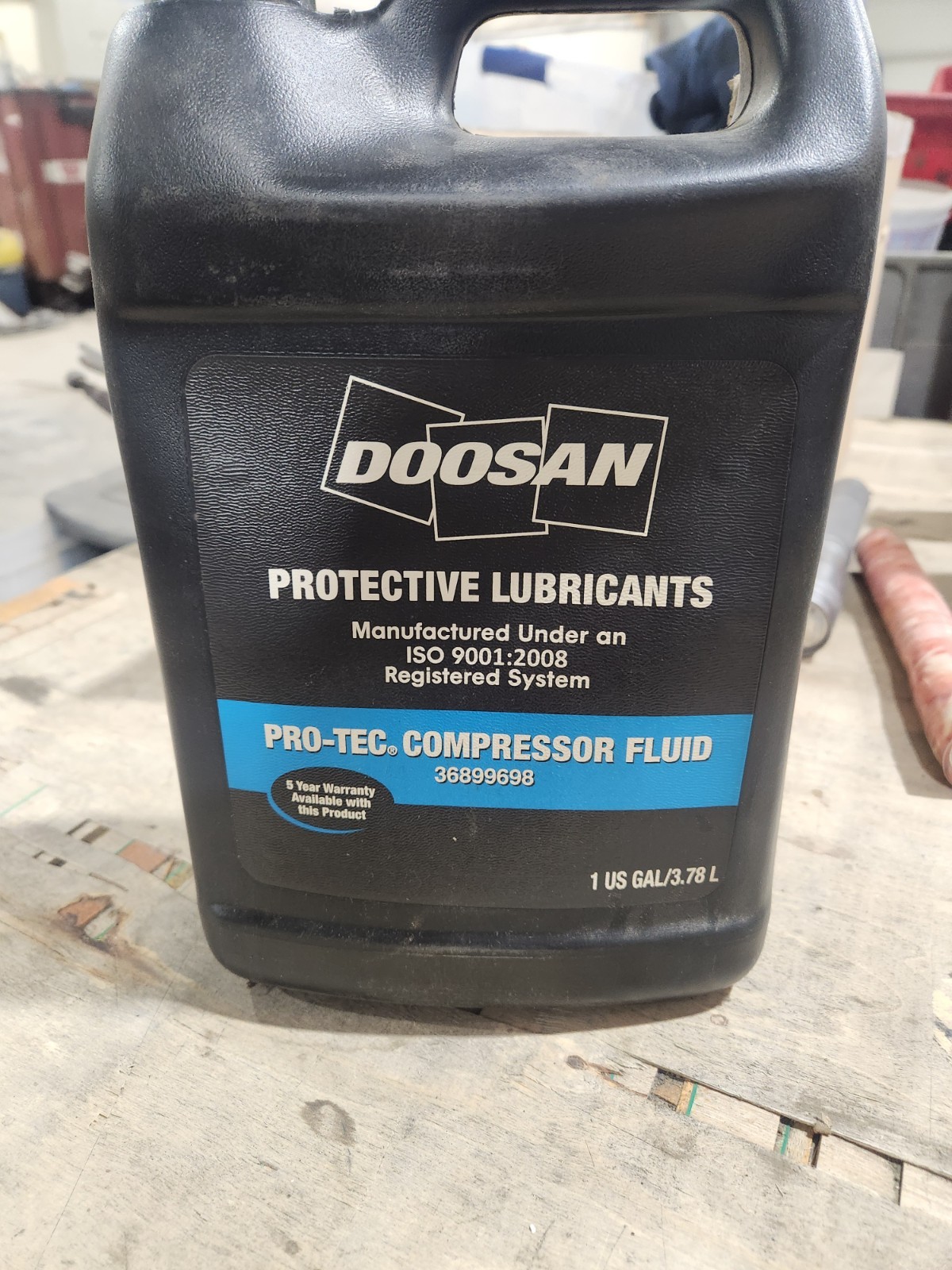 Doosan 36899698 Pro-Tec Compressor Lubricant, 1 Gallon