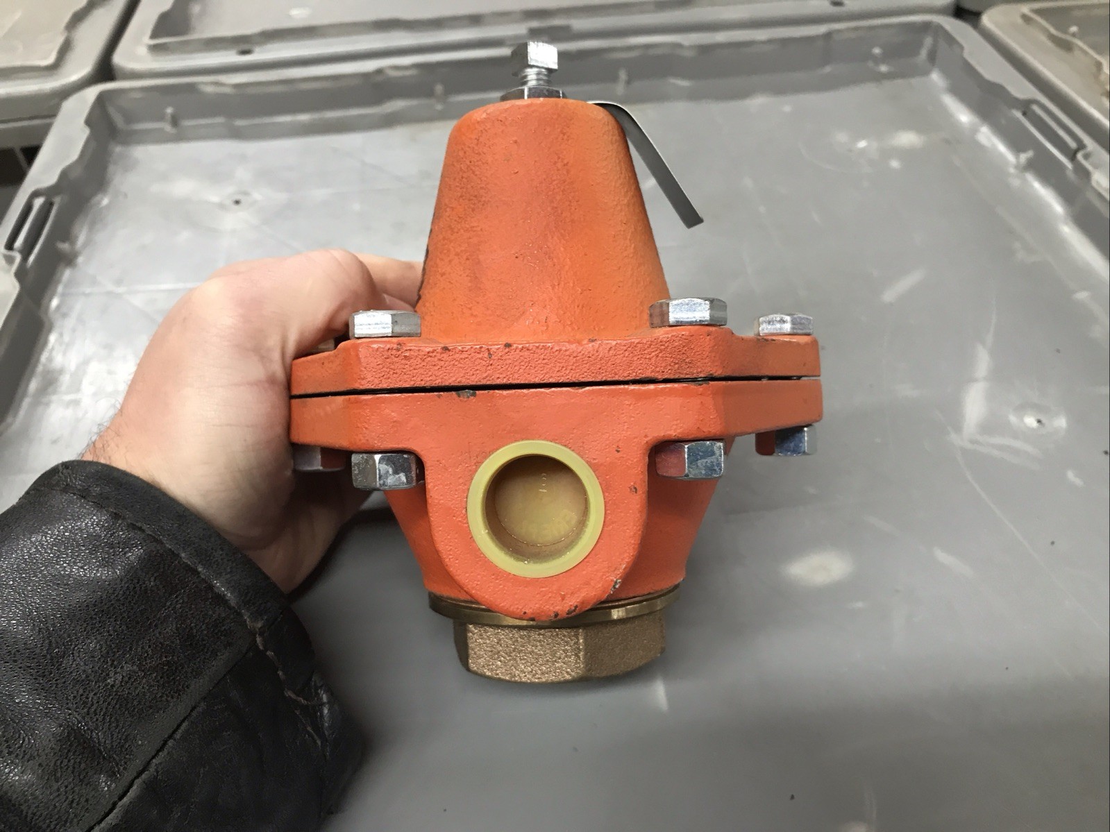 Cash Valve Regulator Size 3/4 Type B Range 30 To 75 PSI Set 55 PSI